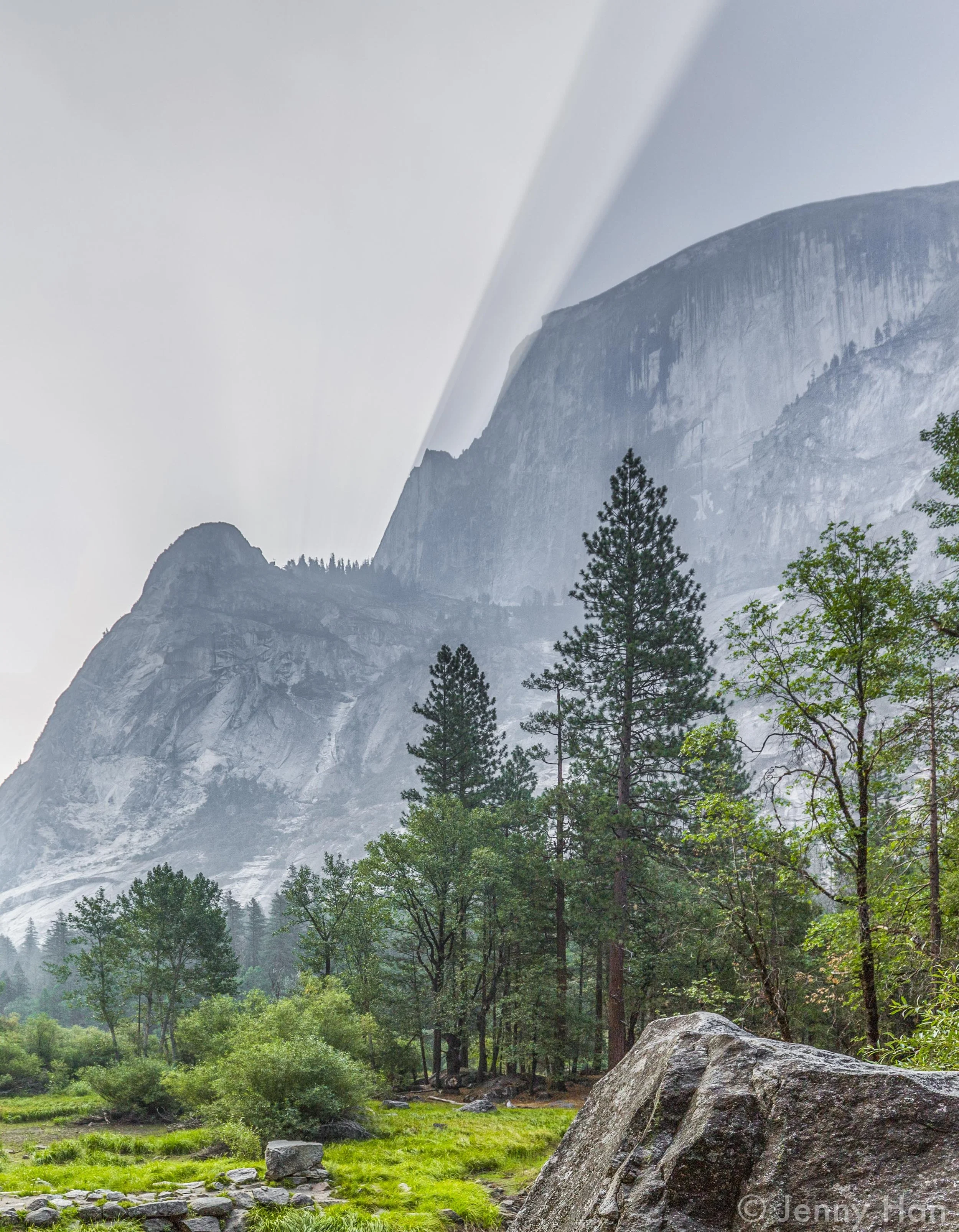 Yosemite Sunray.jpg