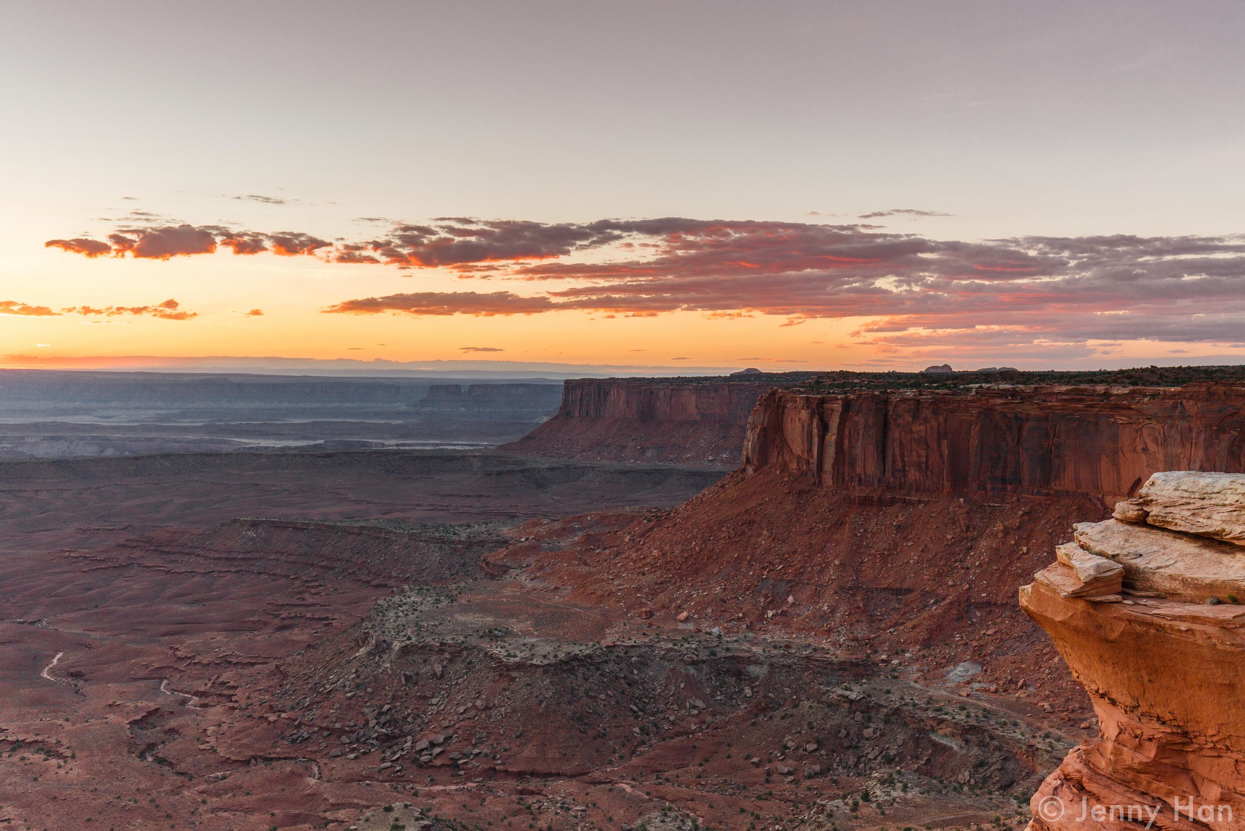 Orange_Cliff_Overlook.jpg