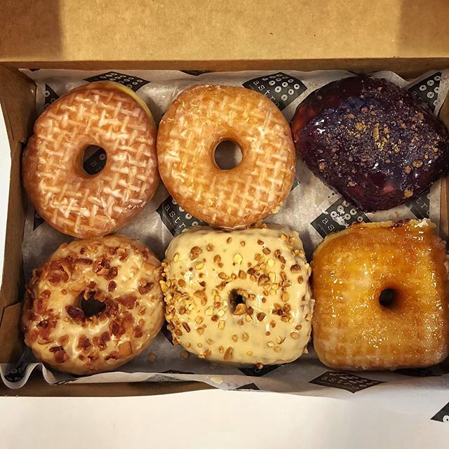 Since the closest #krispykreme is a whole island away, here&rsquo;s a #fbf post to last year&rsquo;s #nationaldonutday with @astrodoughnuts! 🍩 Last year I raved about how good that cr&egrave;me br&ucirc;l&eacute;e in the bottom right looked but it w