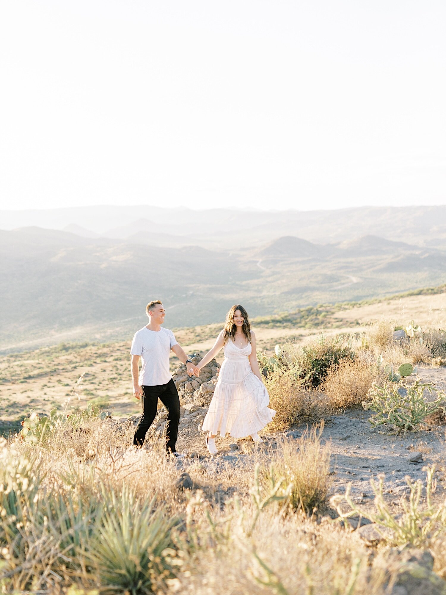 OpenFieldPhoenixArizonaEngagement_SajePhotography_5.jpg