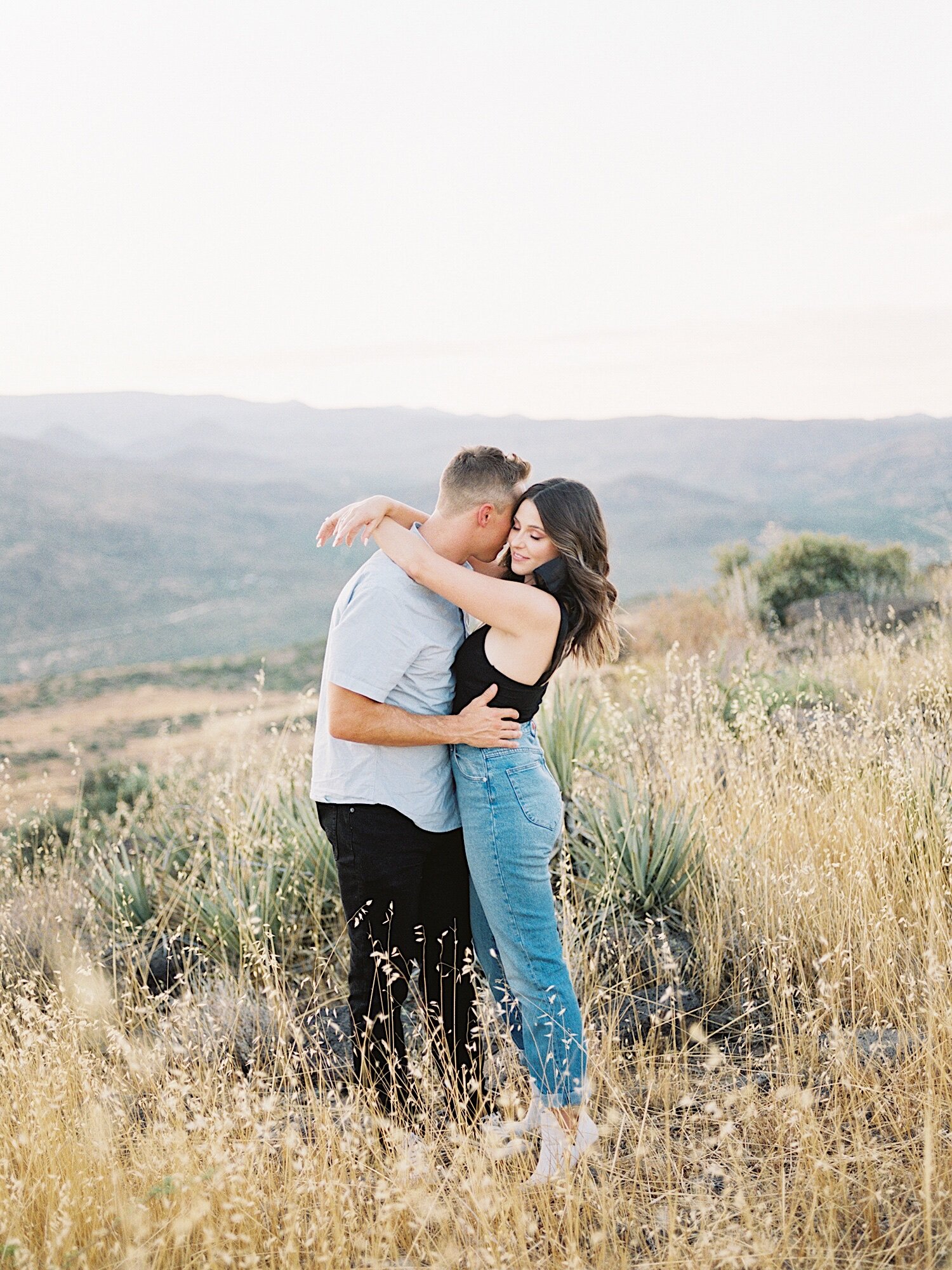 OpenFieldPhoenixArizonaEngagement_SajePhotography_10.jpg