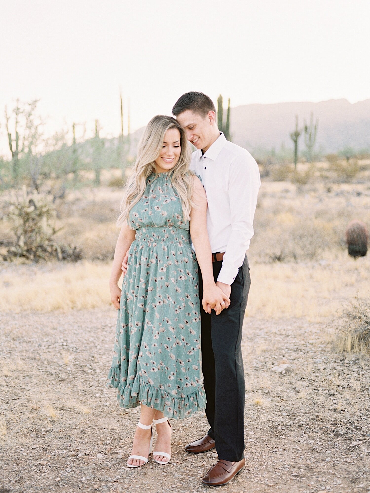 ArizonaWhiteTanksDesertEngagement_SajePhotography_1.jpg