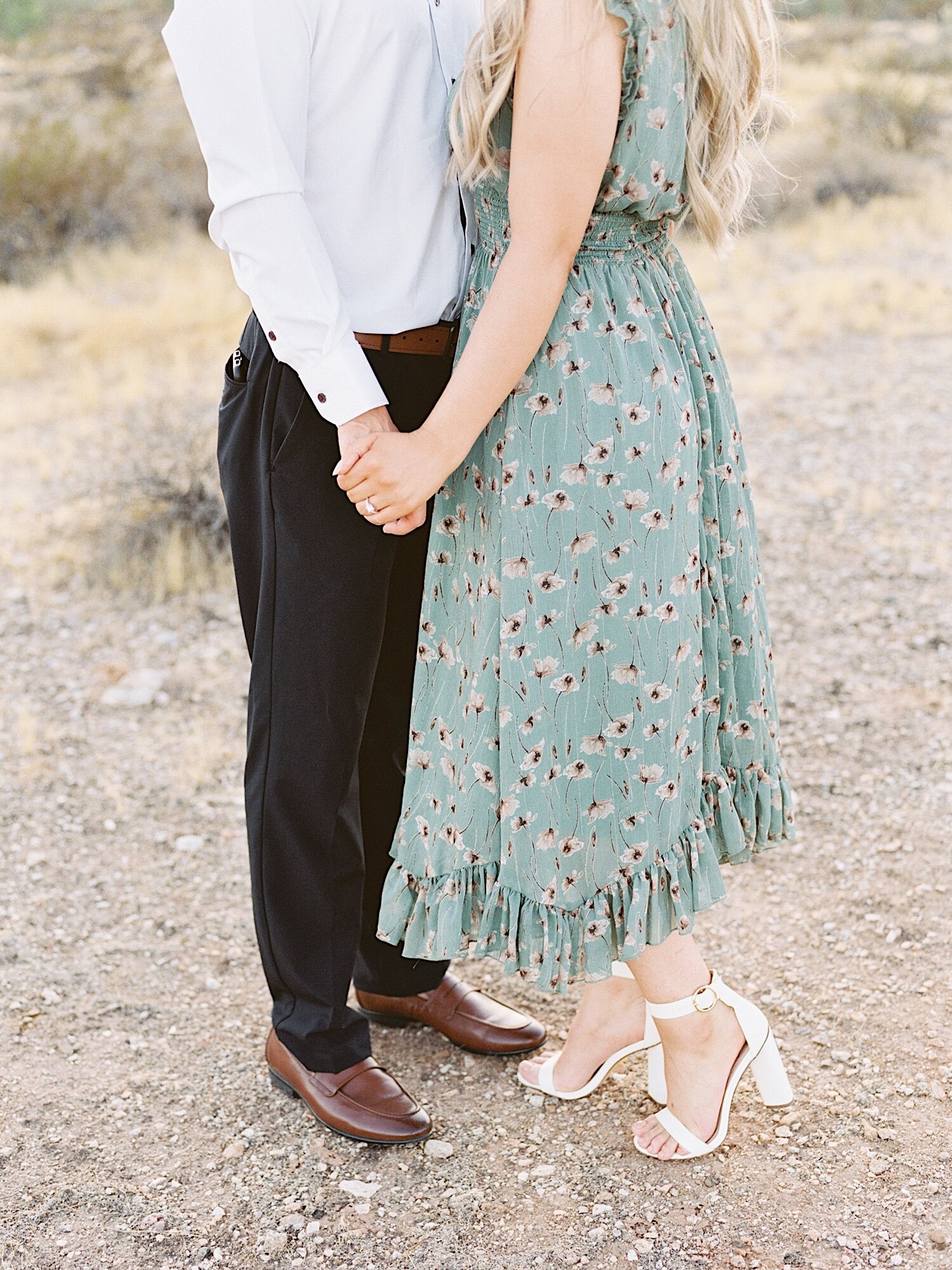 ArizonaWhiteTanksDesertEngagement_SajePhotography_5.jpg