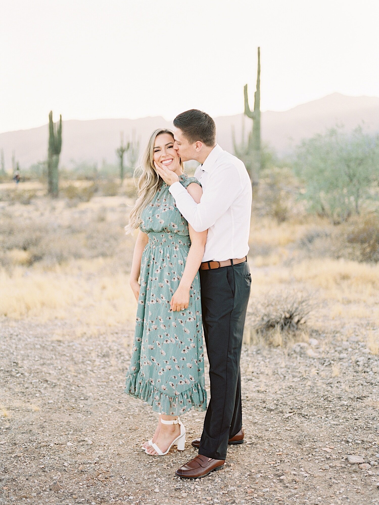 ArizonaWhiteTanksDesertEngagement_SajePhotography_6.jpg