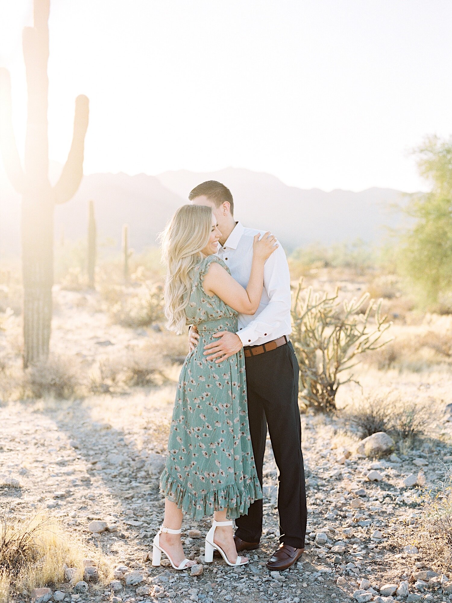 ArizonaWhiteTanksDesertEngagement_SajePhotography_7.jpg