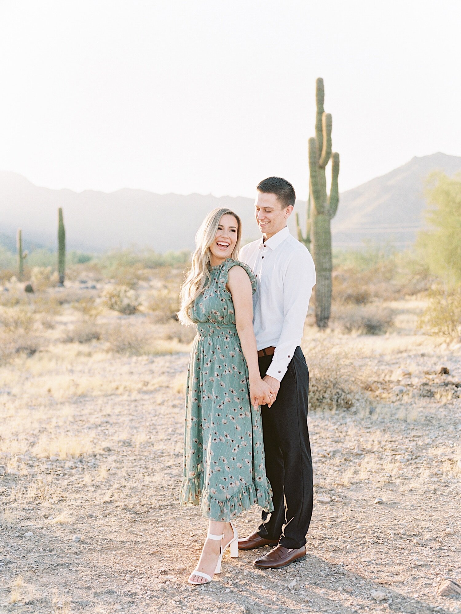 ArizonaWhiteTanksDesertEngagement_SajePhotography_9.jpg