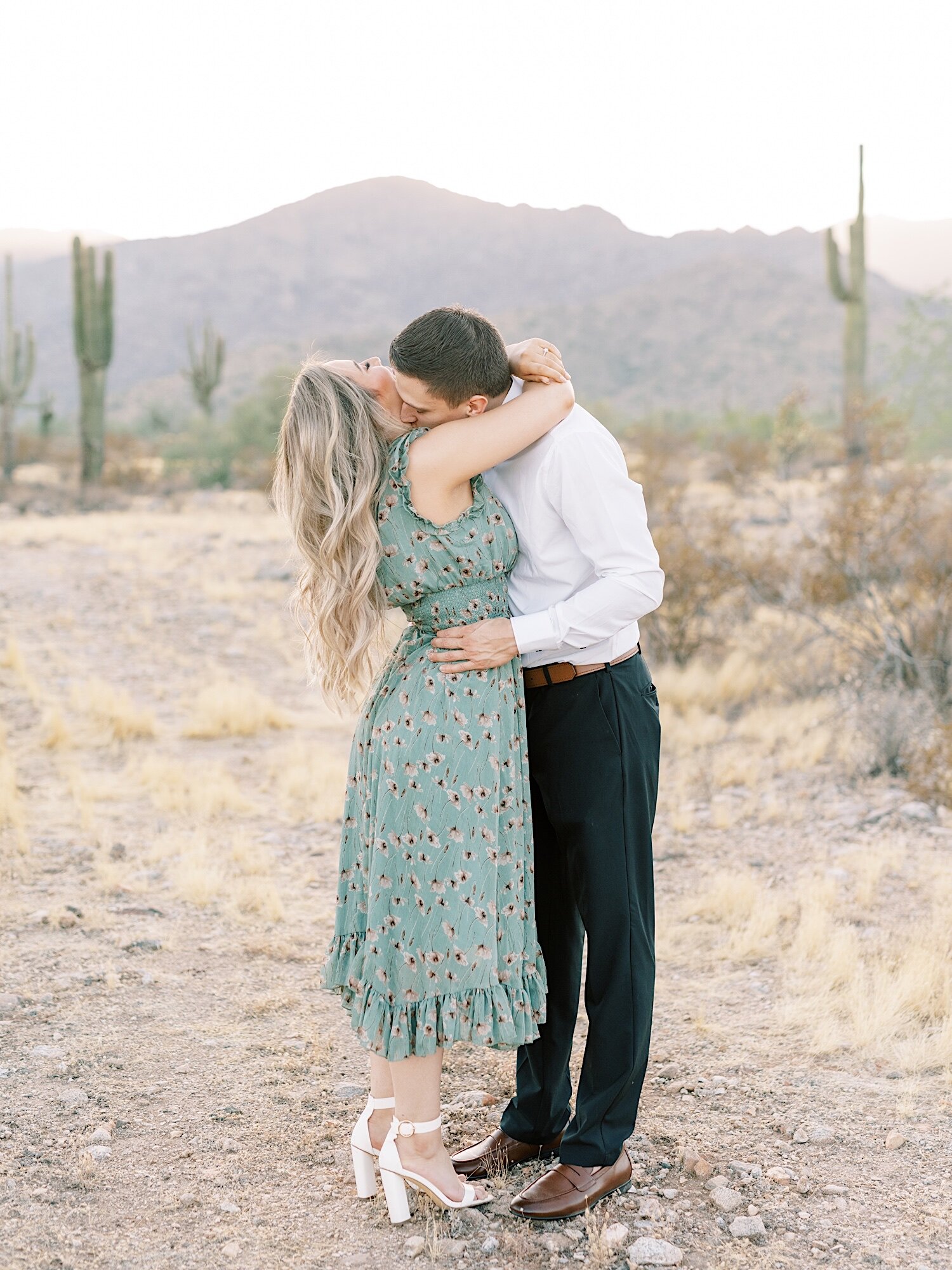 ArizonaWhiteTanksDesertEngagement_SajePhotography_12.jpg