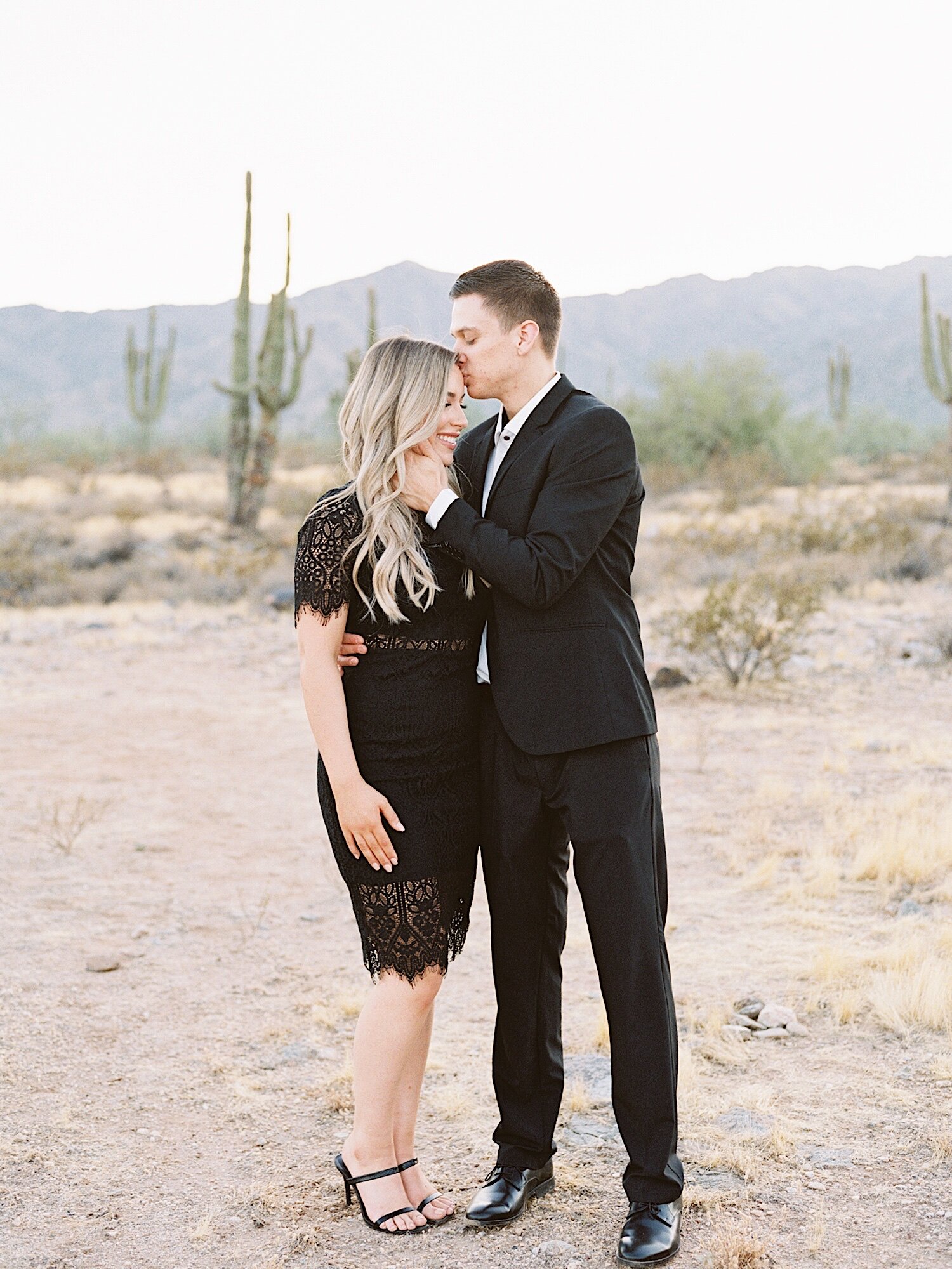 ArizonaWhiteTanksDesertEngagement_SajePhotography_17.jpg