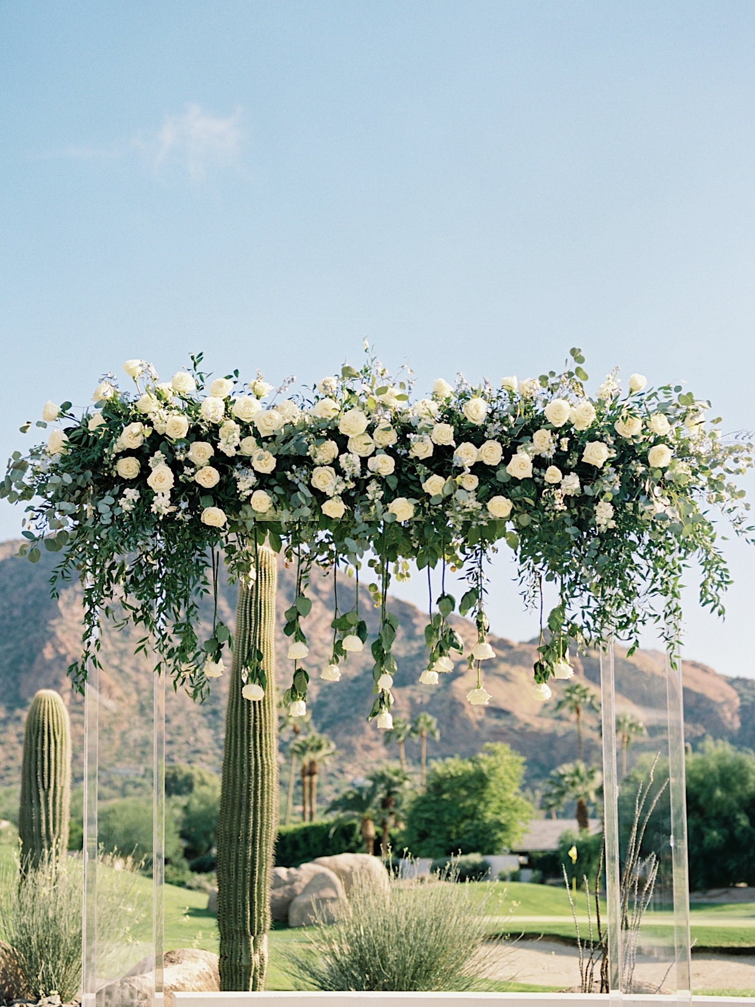 SajePhotography_IntimateSummerWeddingatMountainShadows- ParadiseValleyArizona-17.jpg