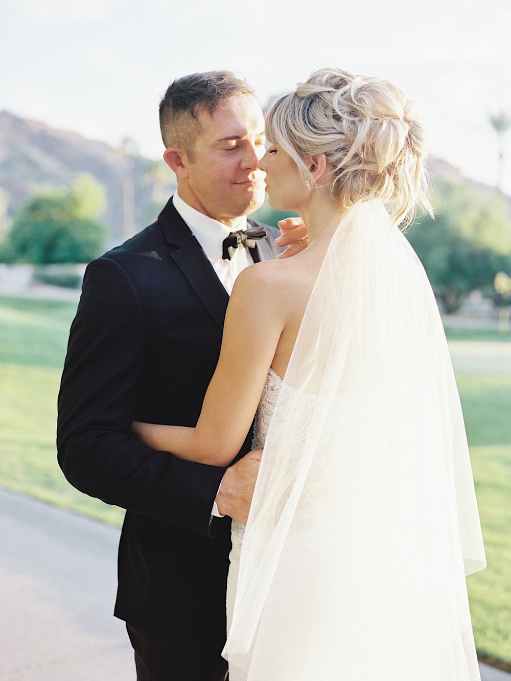 SajePhotography_IntimateSummerWeddingatMountainShadows- ParadiseValleyArizona-26.jpg