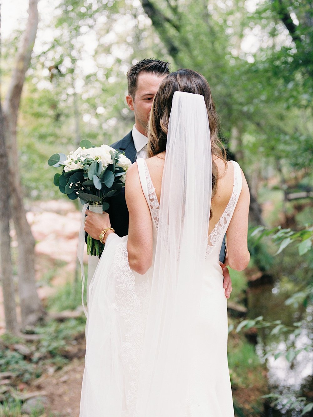 SajePhotography_CharmingGardenWeddingAtLaubergeSedona_11.jpg