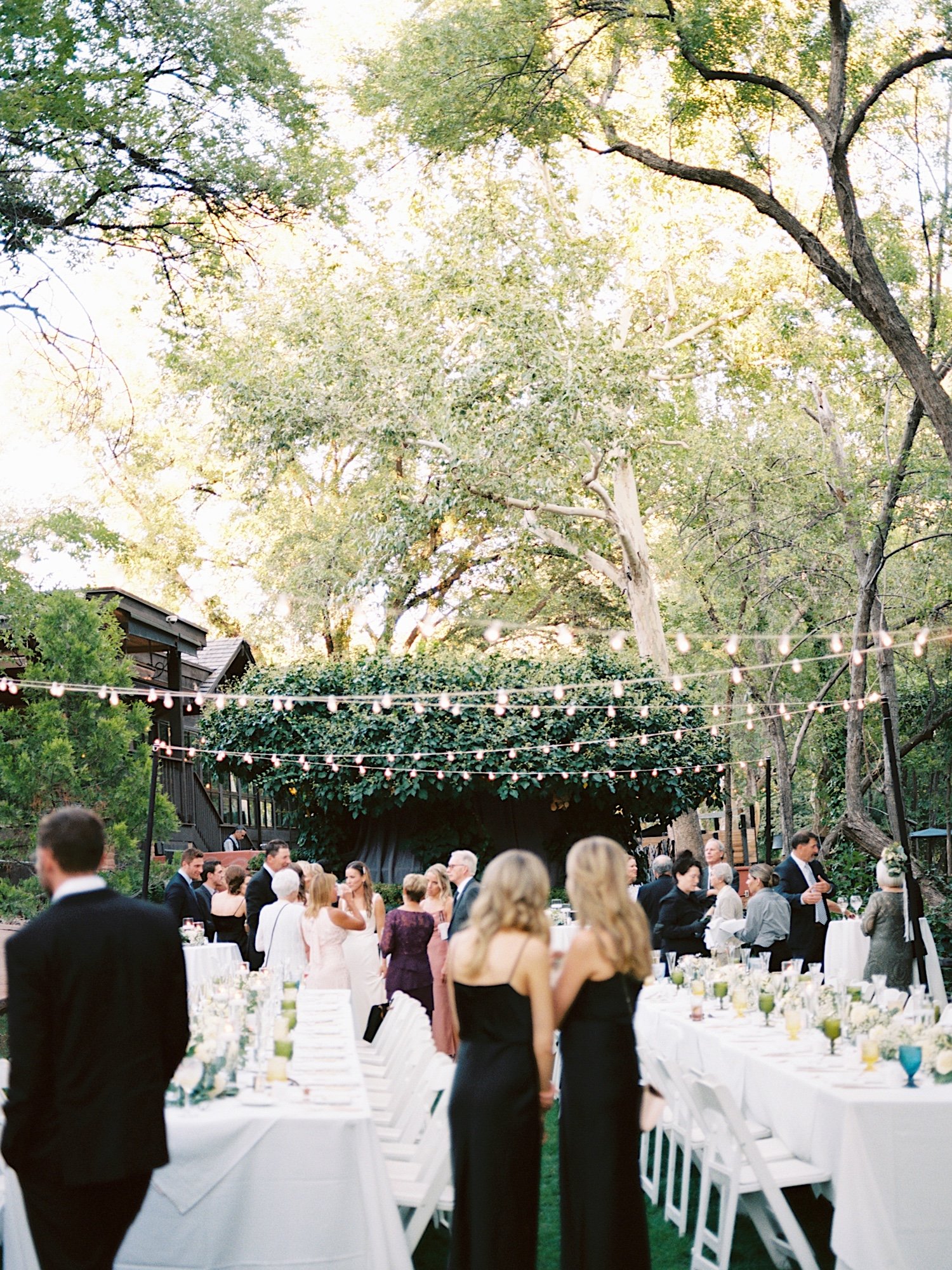 SajePhotography_CharmingGardenWeddingAtLaubergeSedona_32.jpg