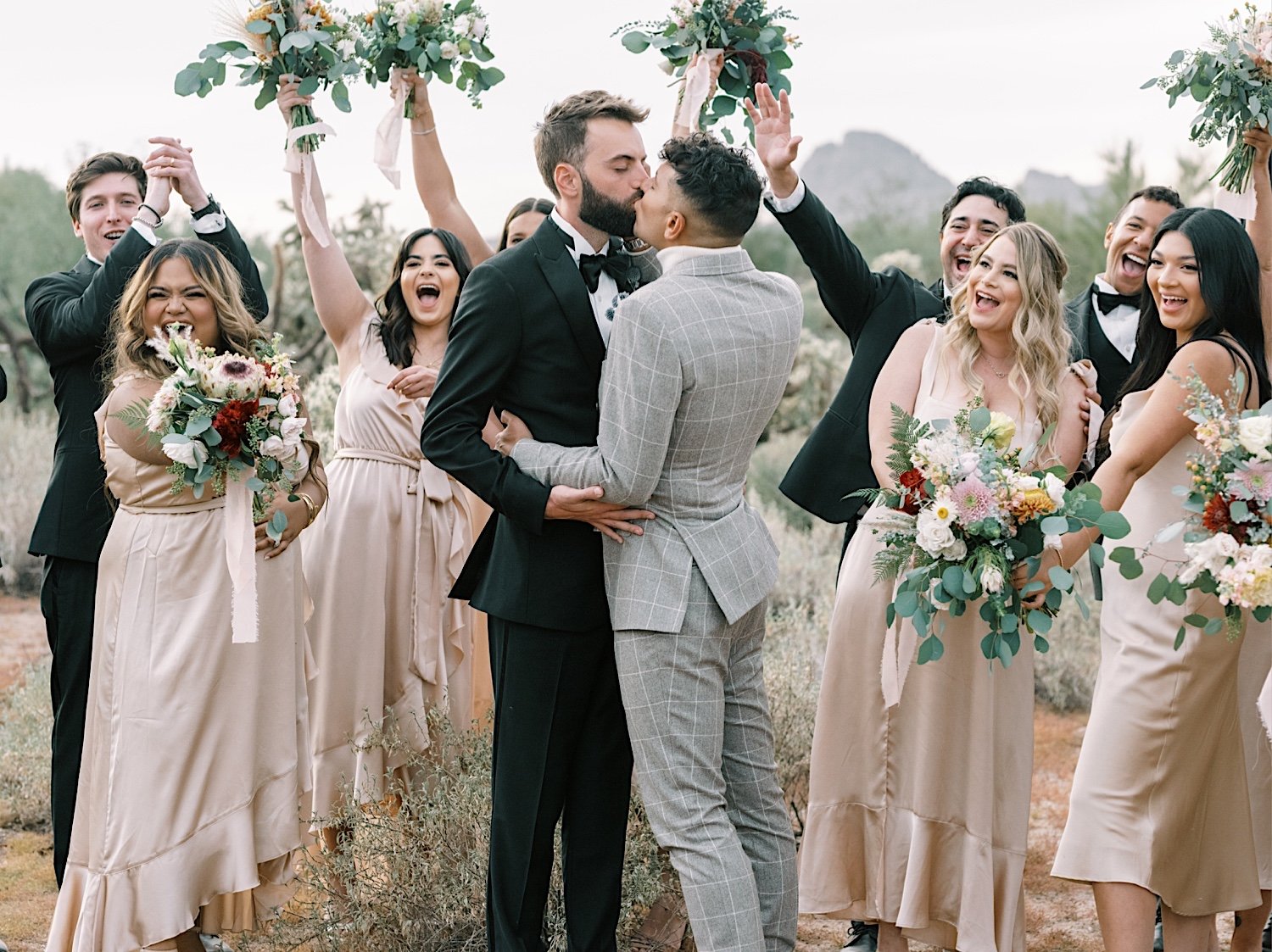 SajePhotography_ElegantBoho_SupersitionMountainElopement_ArizonaDesertWedding_31.jpg