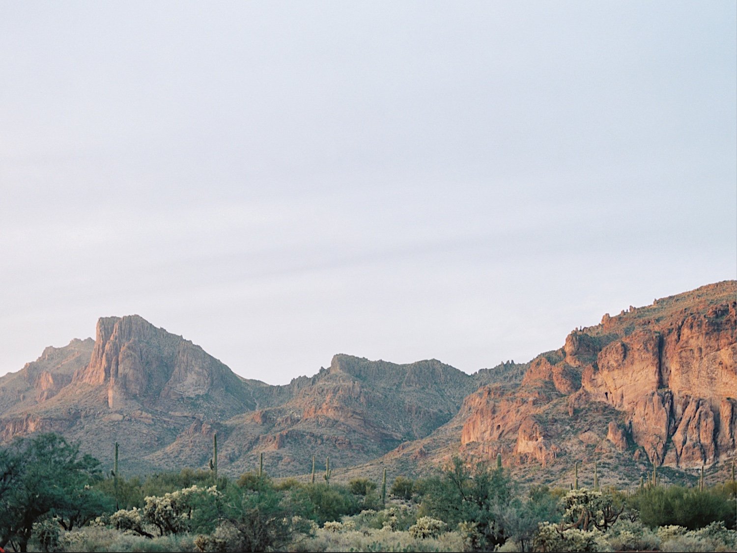 SajePhotography_ElegantBoho_SupersitionMountainElopement_ArizonaDesertWedding_39.jpg