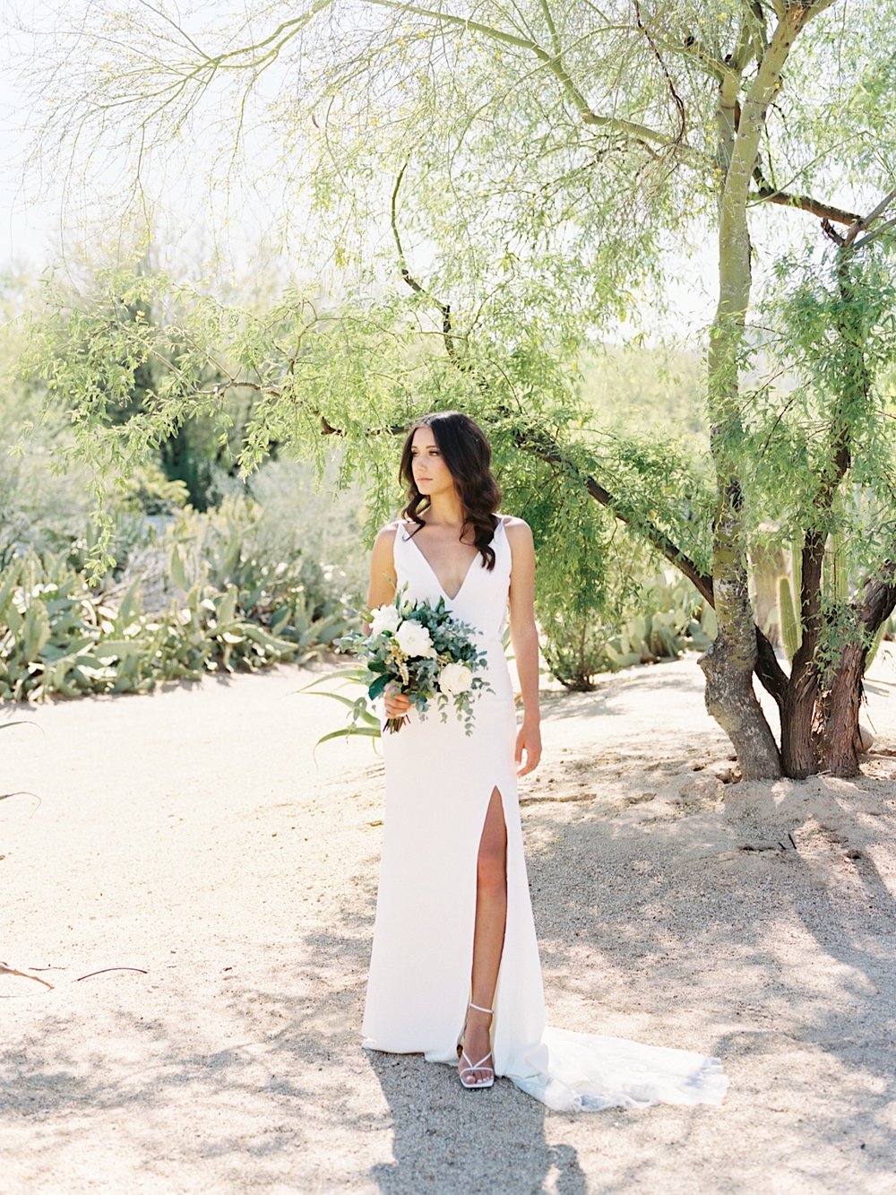 Modern Spring Wedding at the Andaz in Scottsdale Arizona -11.jpg