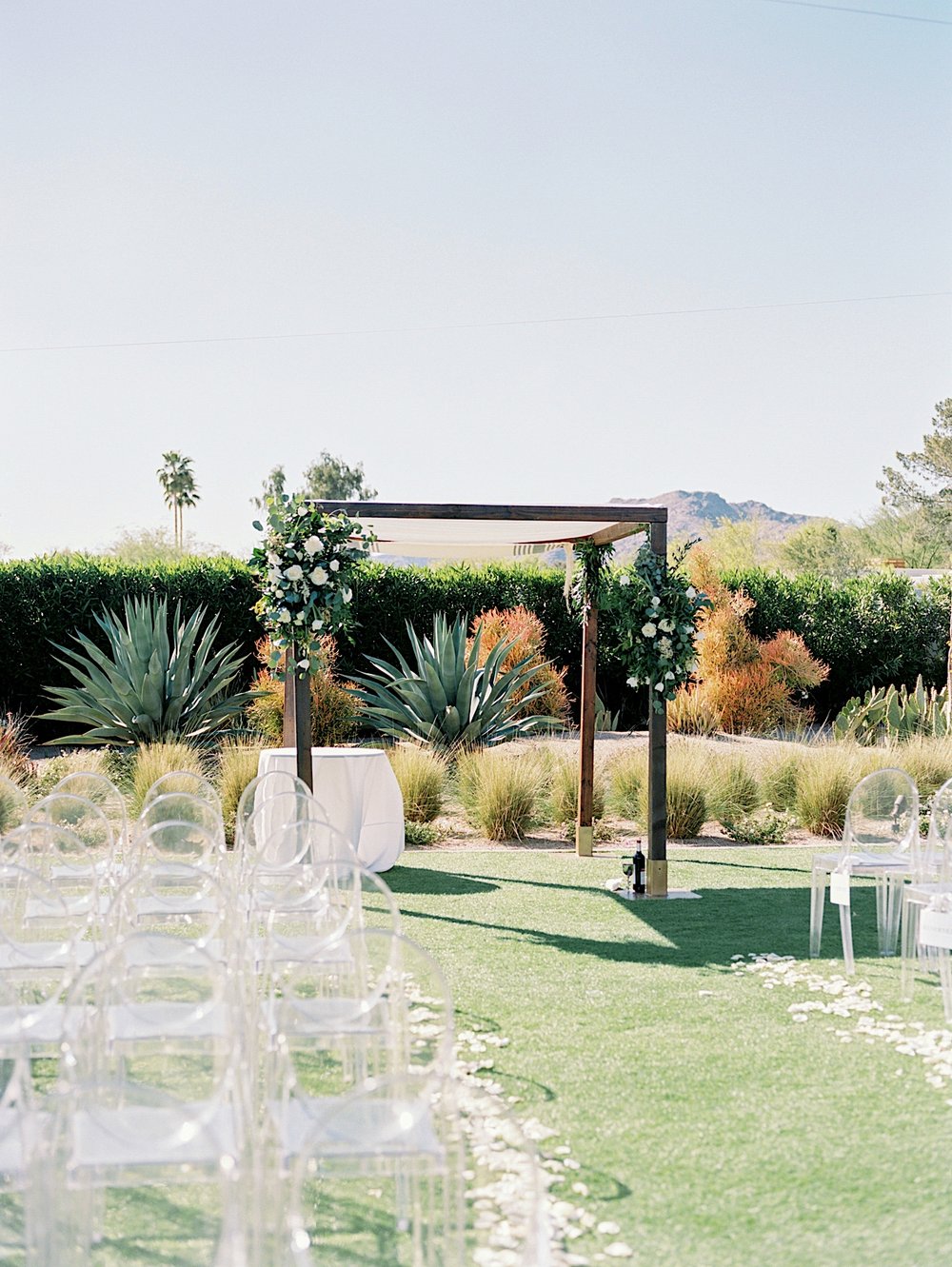 Modern Spring Wedding at the Andaz in Scottsdale Arizona -22.jpg