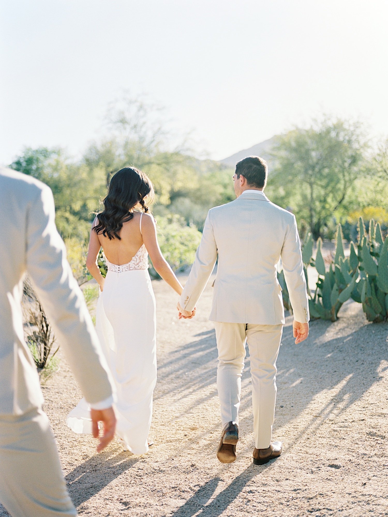 Modern Spring Wedding at the Andaz in Scottsdale Arizona -28.jpg