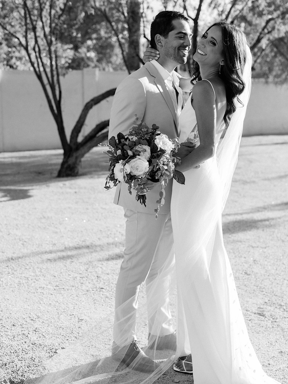 Modern Spring Wedding at the Andaz in Scottsdale Arizona -33.jpg