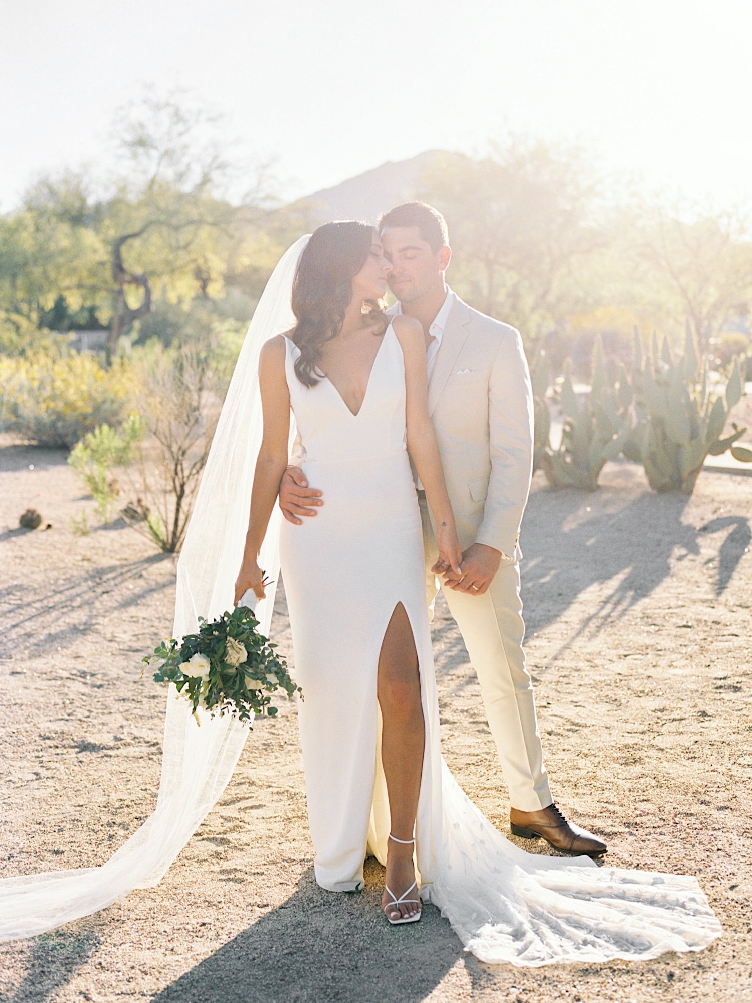 Modern Spring Wedding at the Andaz in Scottsdale Arizona -34.jpg