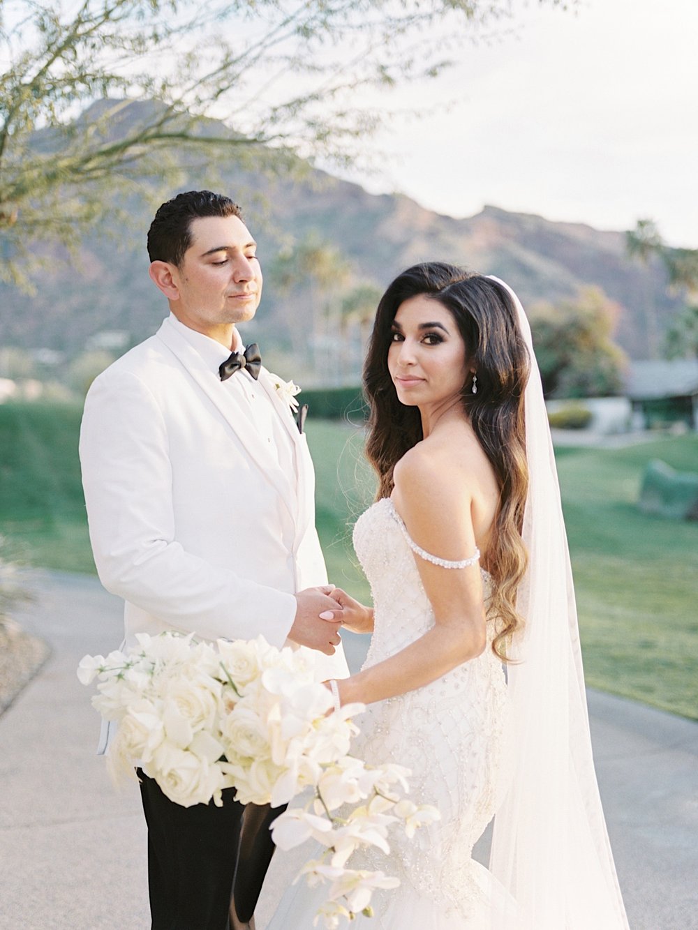 Glamorous Black Tie Mountain Shadows Arizona Wedding Saje Photography - 43.jpg