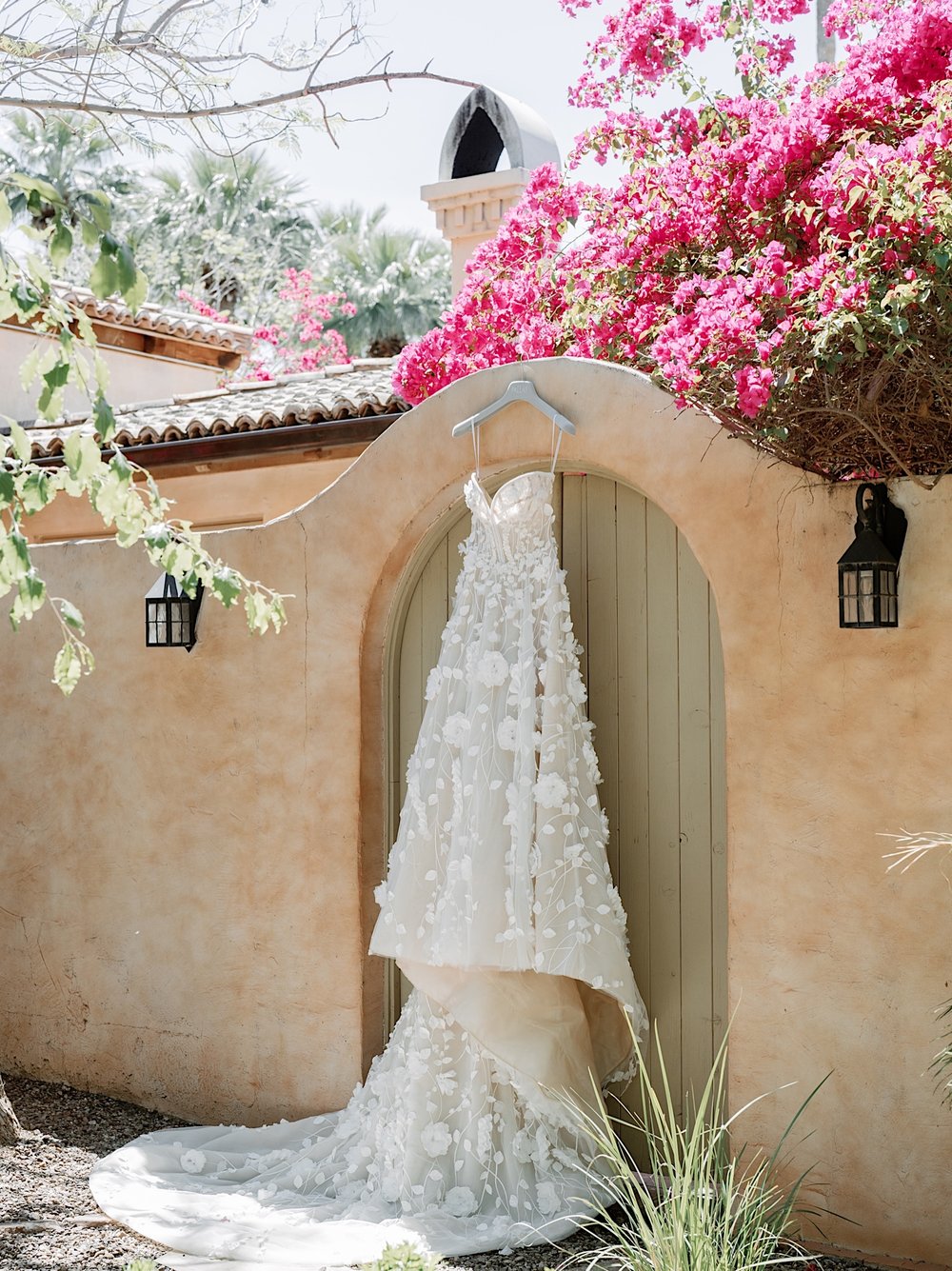 06_royal_palms_scottsdale_arizona_spring_wedding_saje_photography_58.jpg