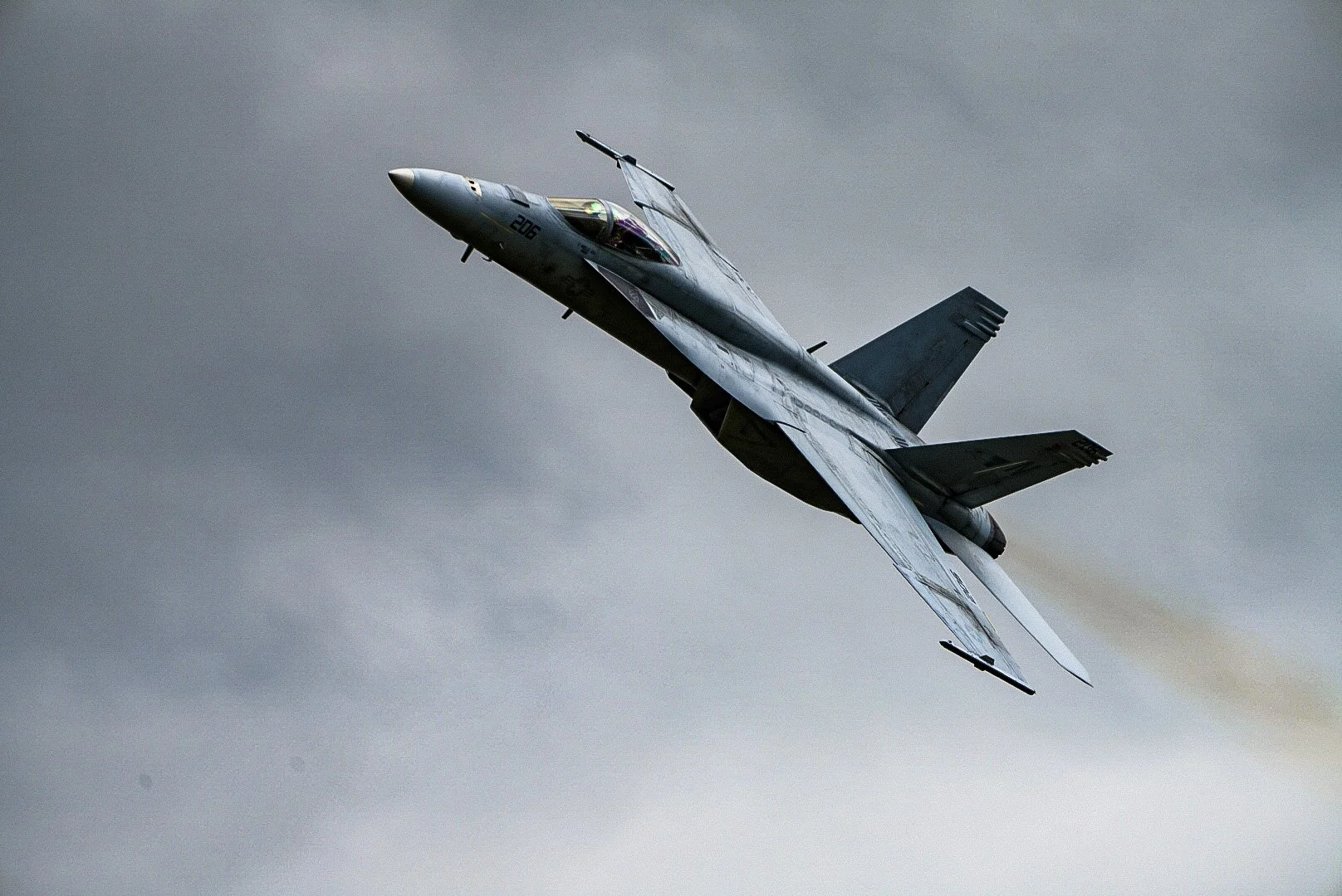 f-16