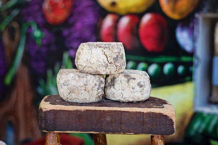 cheese-1433523__480.jpg