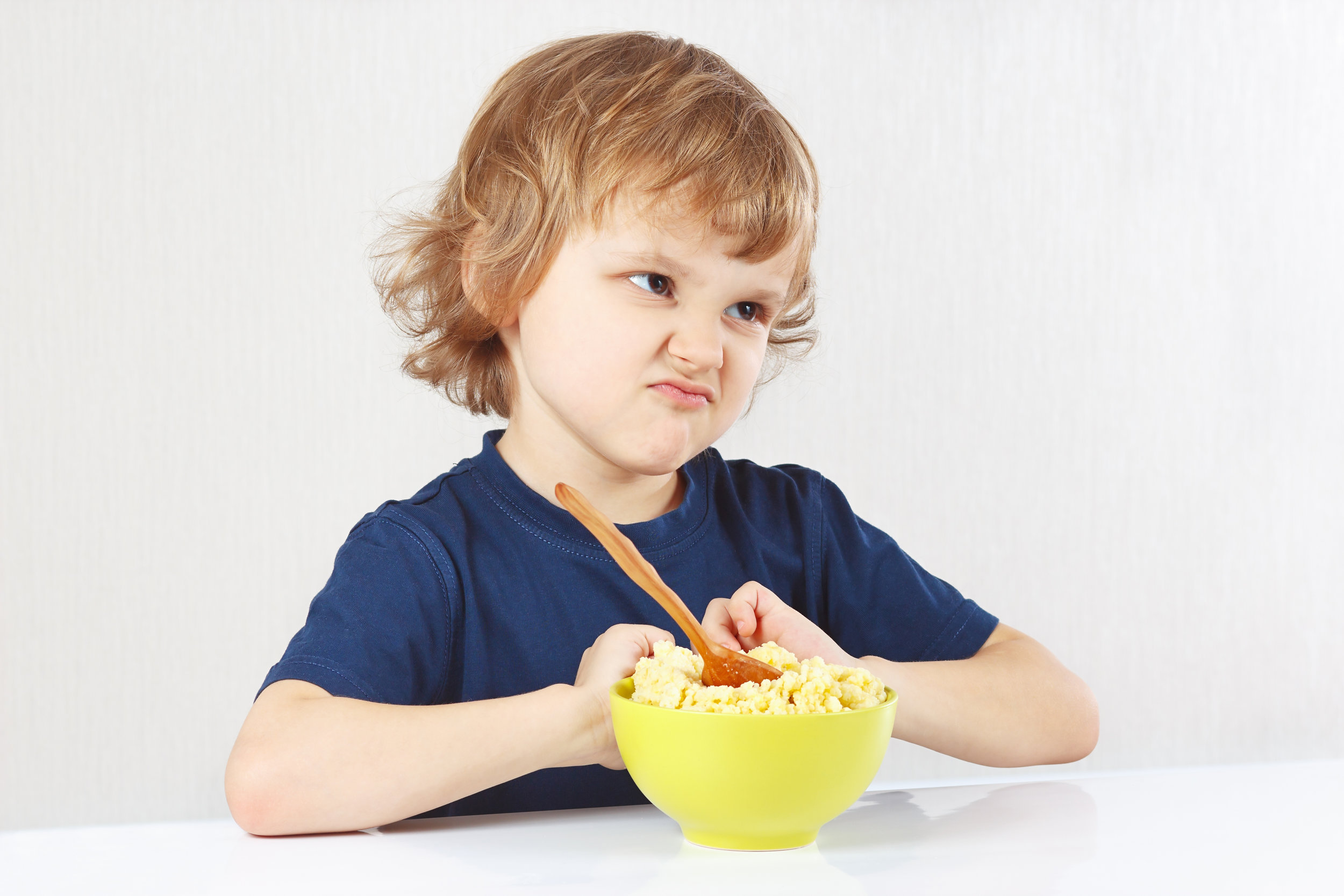 Ребенок категорически не хочет. Ребенок отказывается от еды. Еда для детей. Невкусная еда для детей. Для аппетита ребенку.