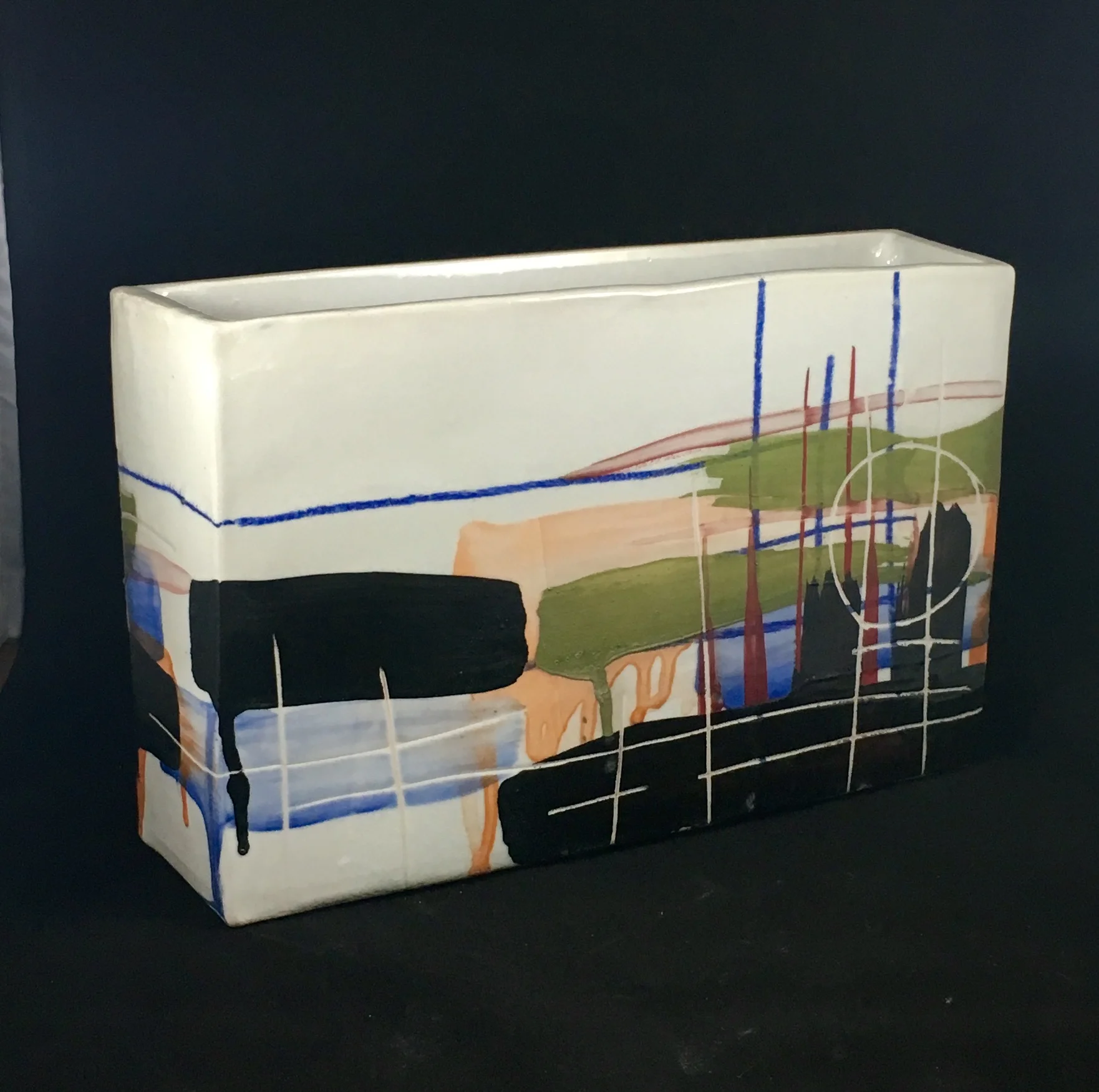 PORCELAIN VESSEL - APPROX 8H X 10W X 3D