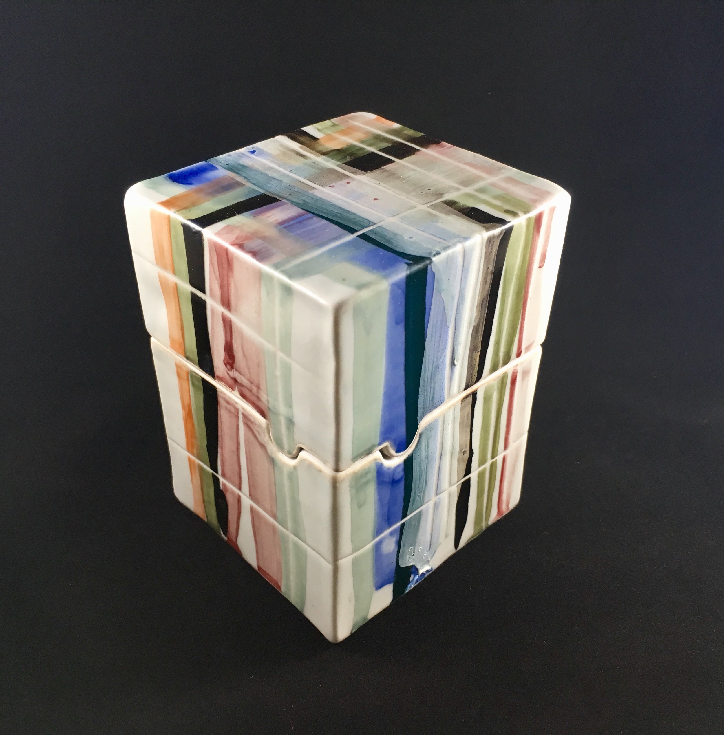 PORCELAIN BOX - 4X4X6