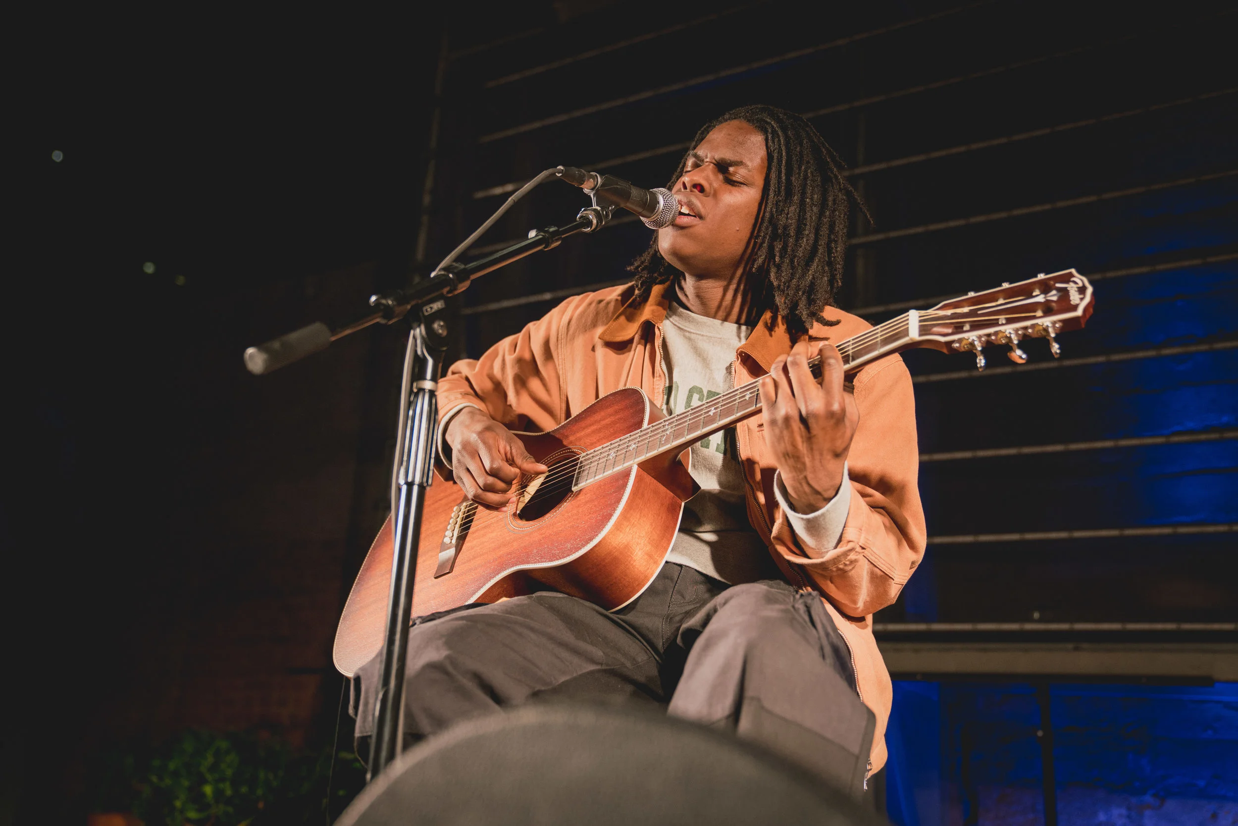 Urban Outfitters "Daniel Caesar"