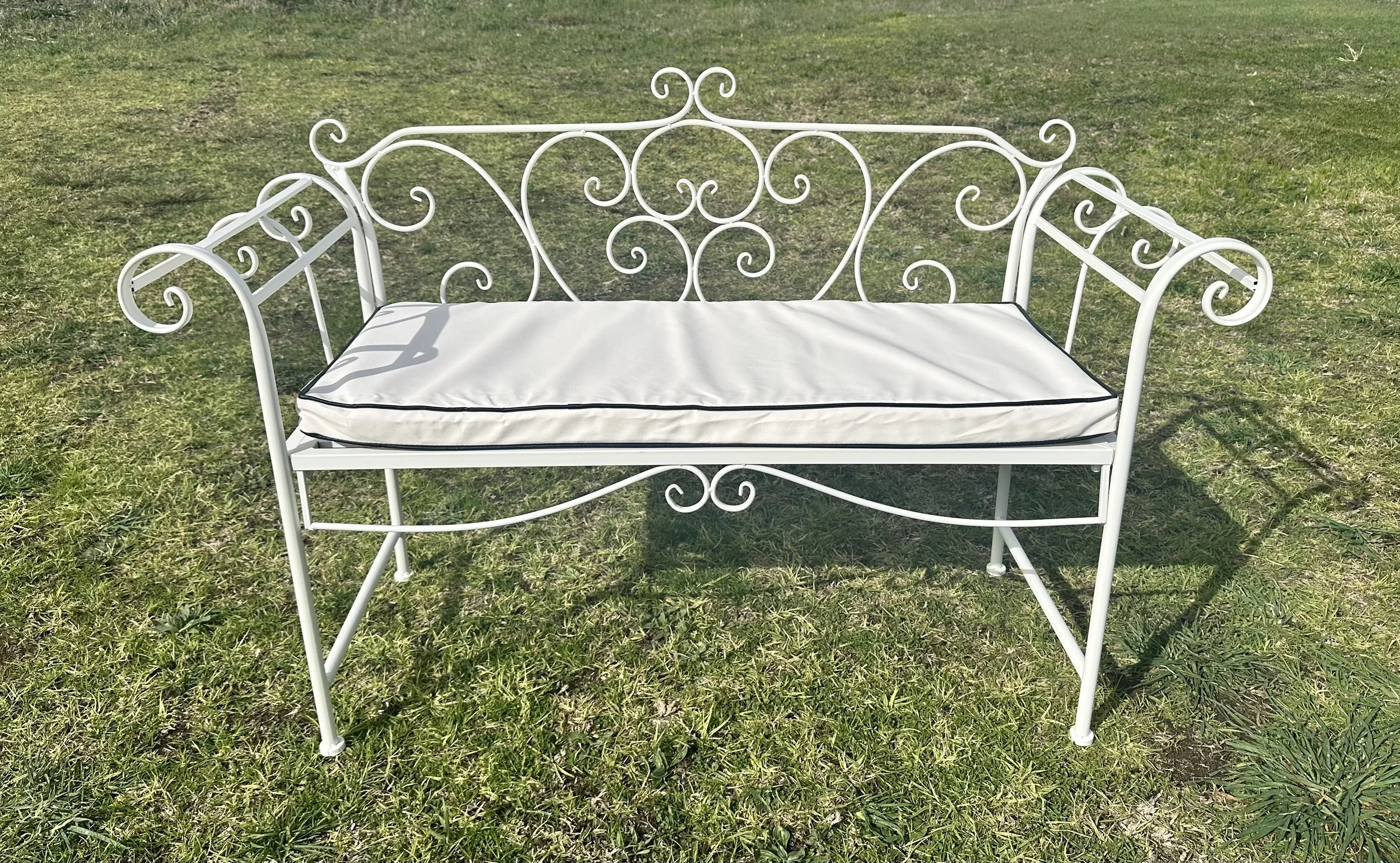Amalfi Love Seat