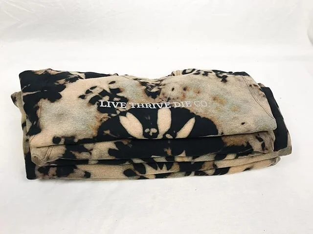 LAST CALL RE-STOCK‼️
&bull;
Acid Wash Crewnecks are restocked and in limited quantities! Once they&rsquo;re gone, they&rsquo;re gone - so here&rsquo;s your last chance!
&bull;
Available now @ livethrivedieco.com/shop