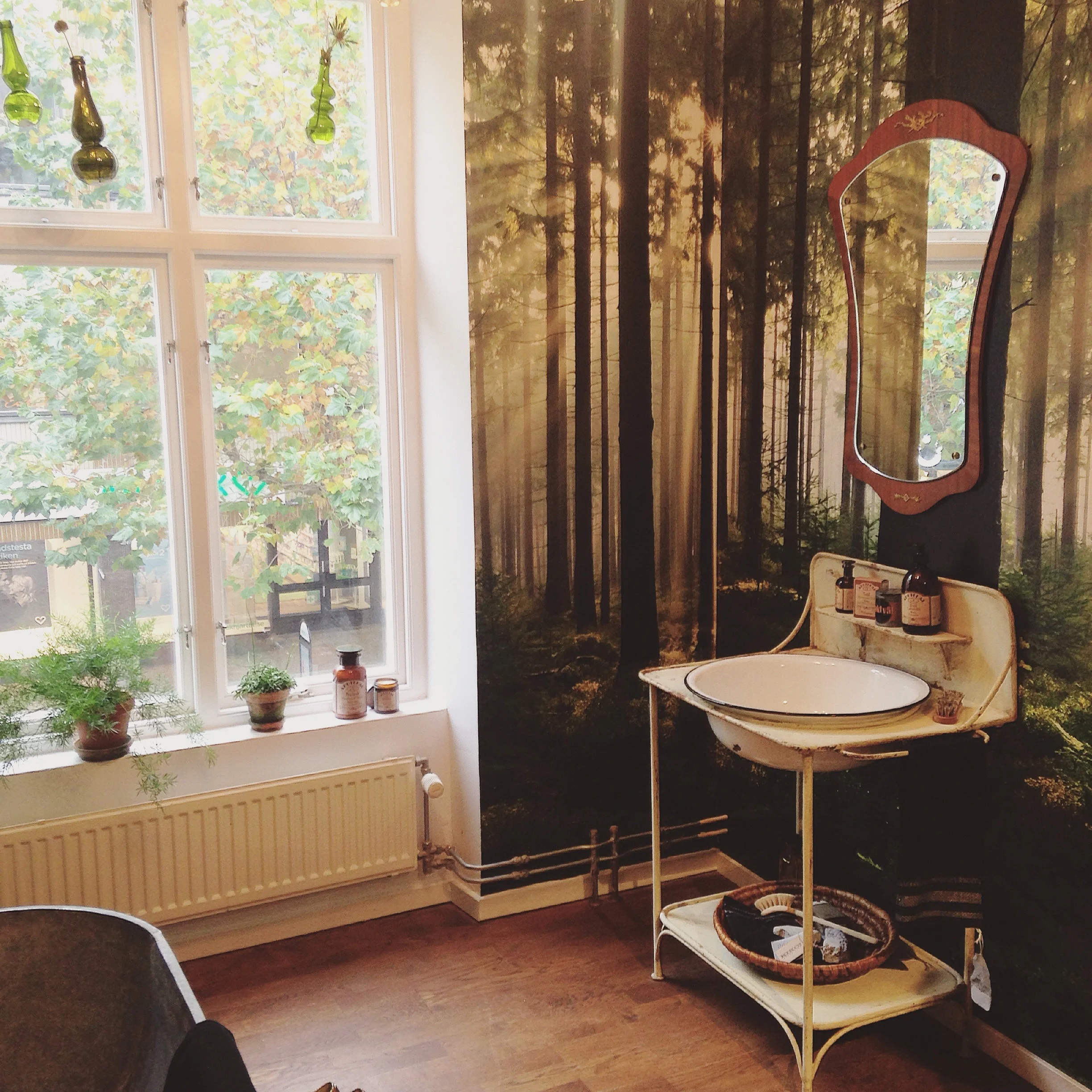 ABSMAL SINK.jpg