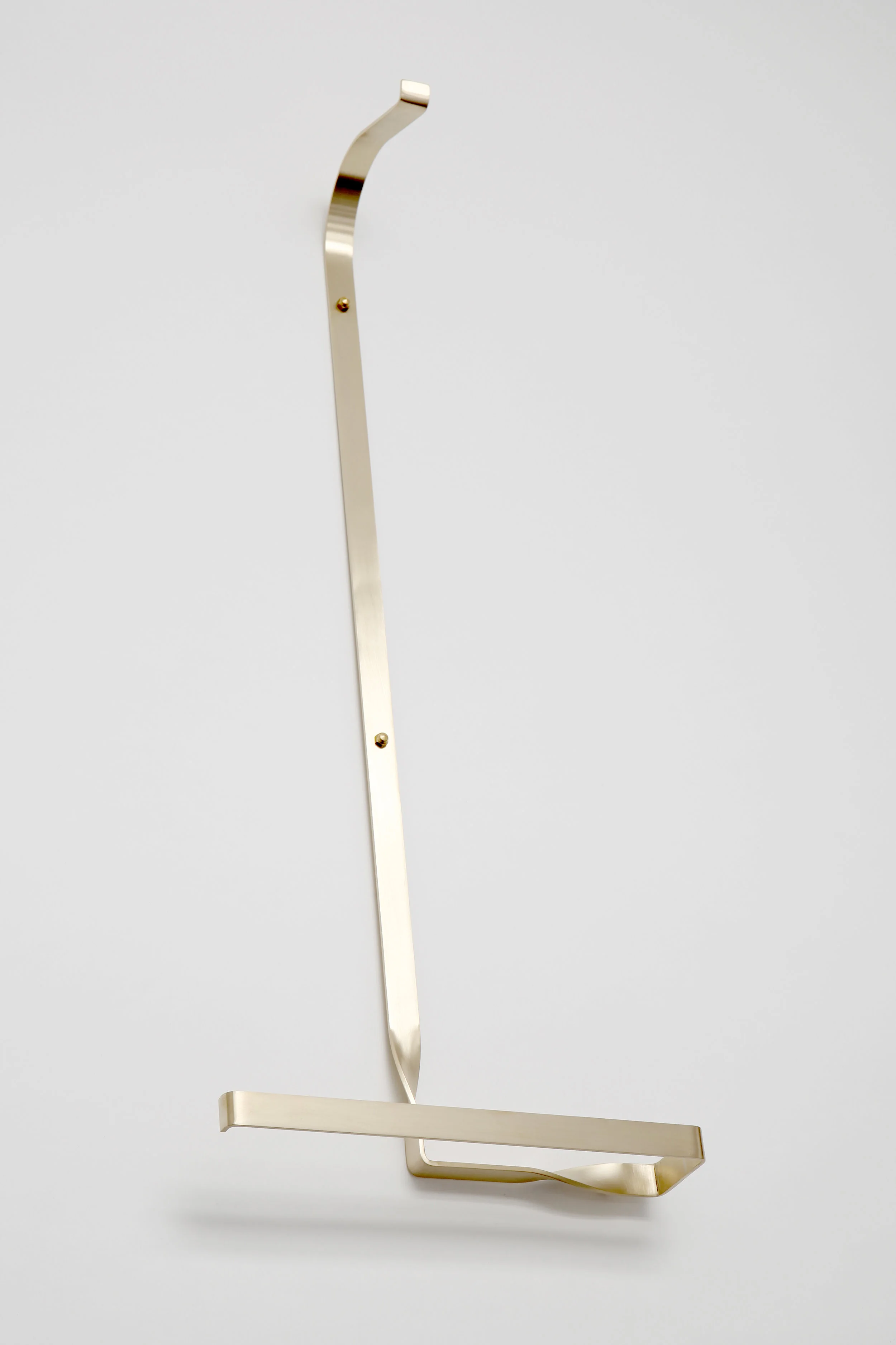 Galant, 2019 - brass coat hanger Josep Abril Galerie SORS