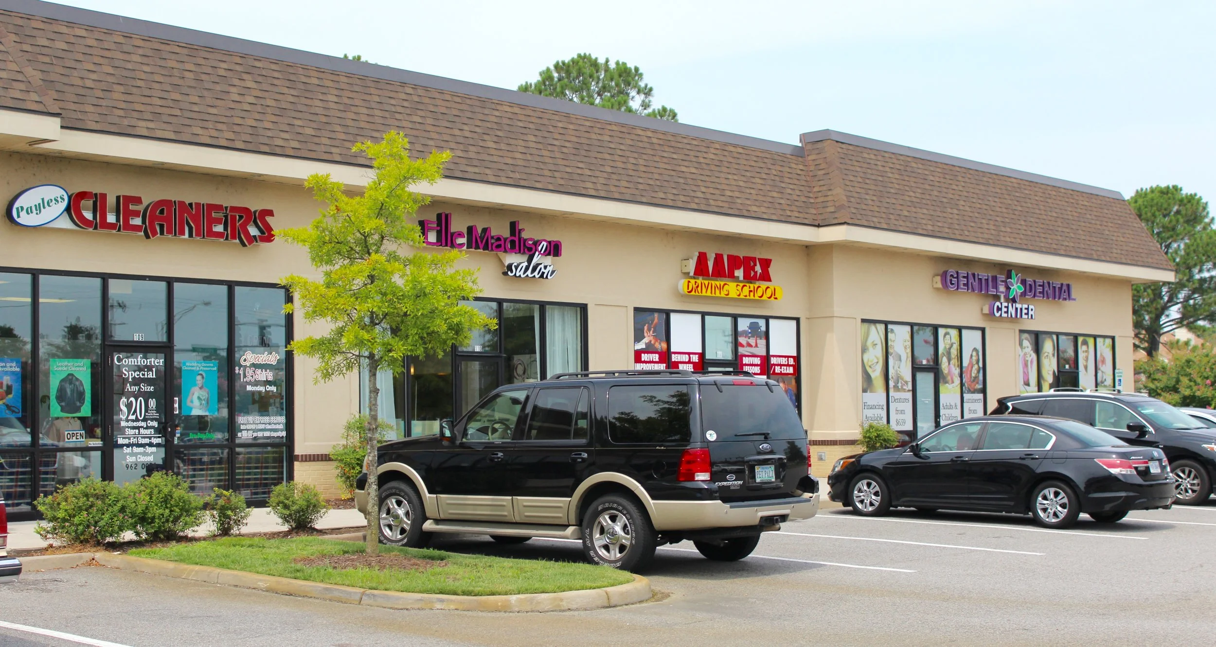 Located in Auburn Place Shoppes on Holland Road. Across from Tread Quarters & Little Caesar's.