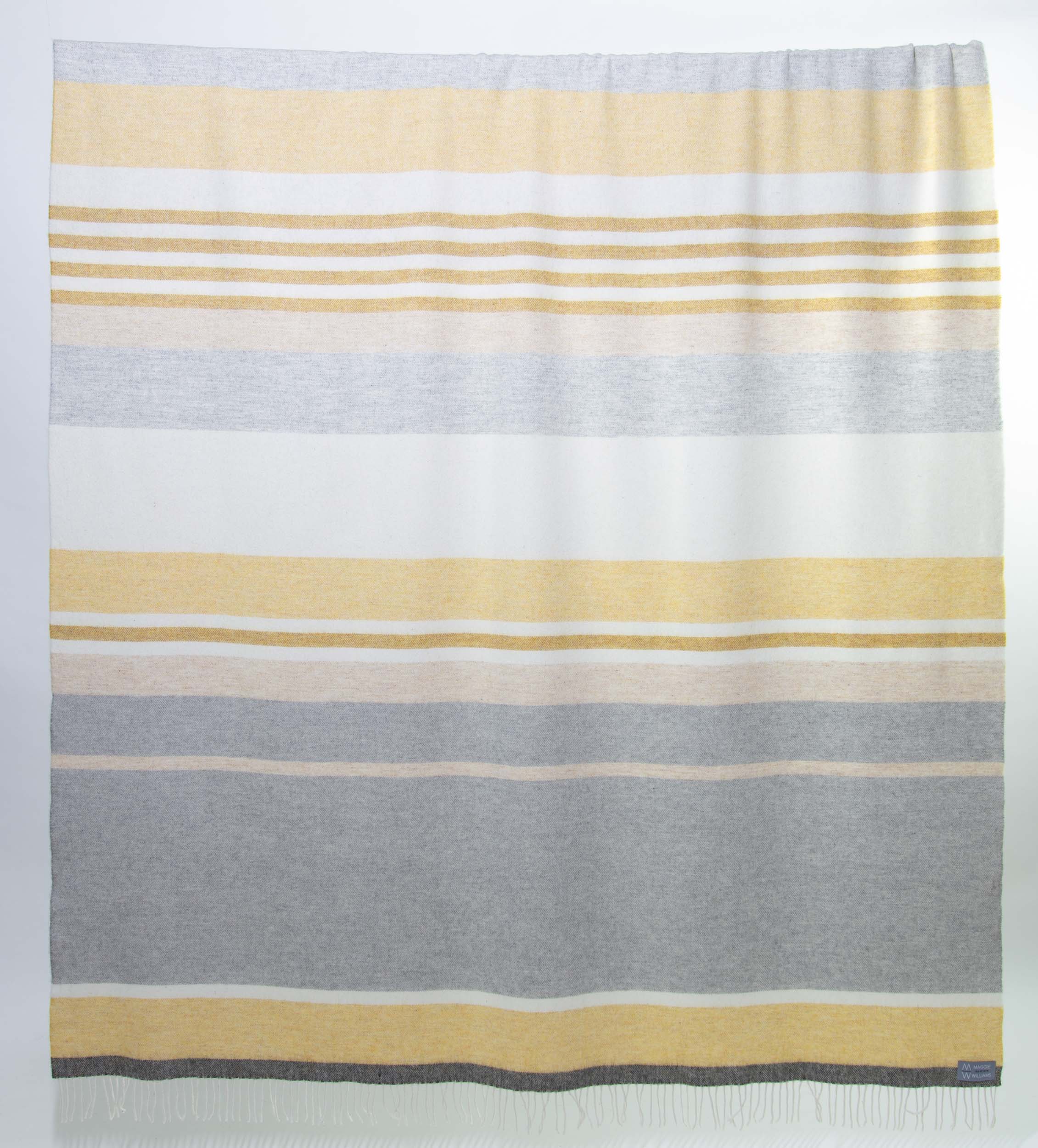 'Ellishadder' throw - lichen