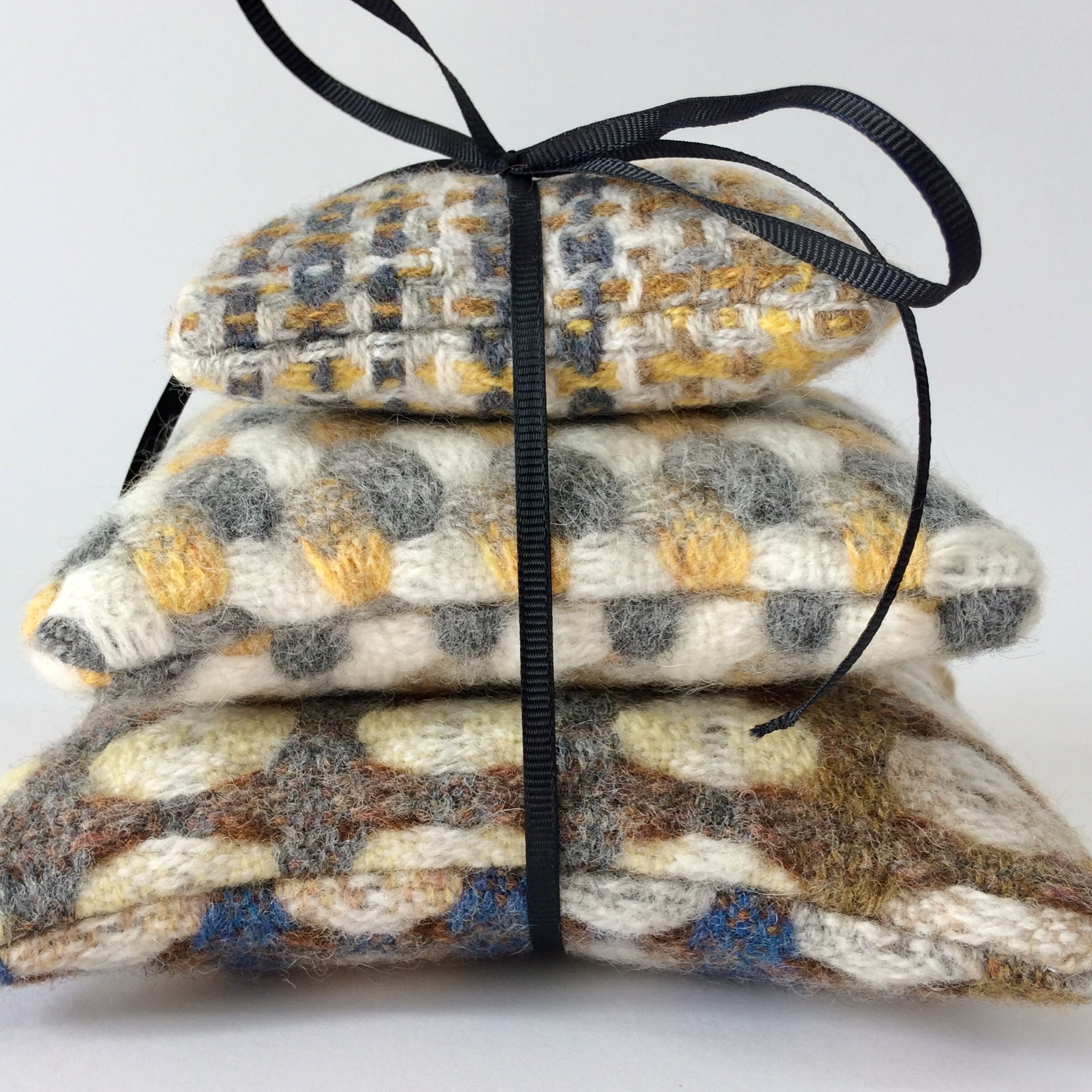 Scented pouches - lichen