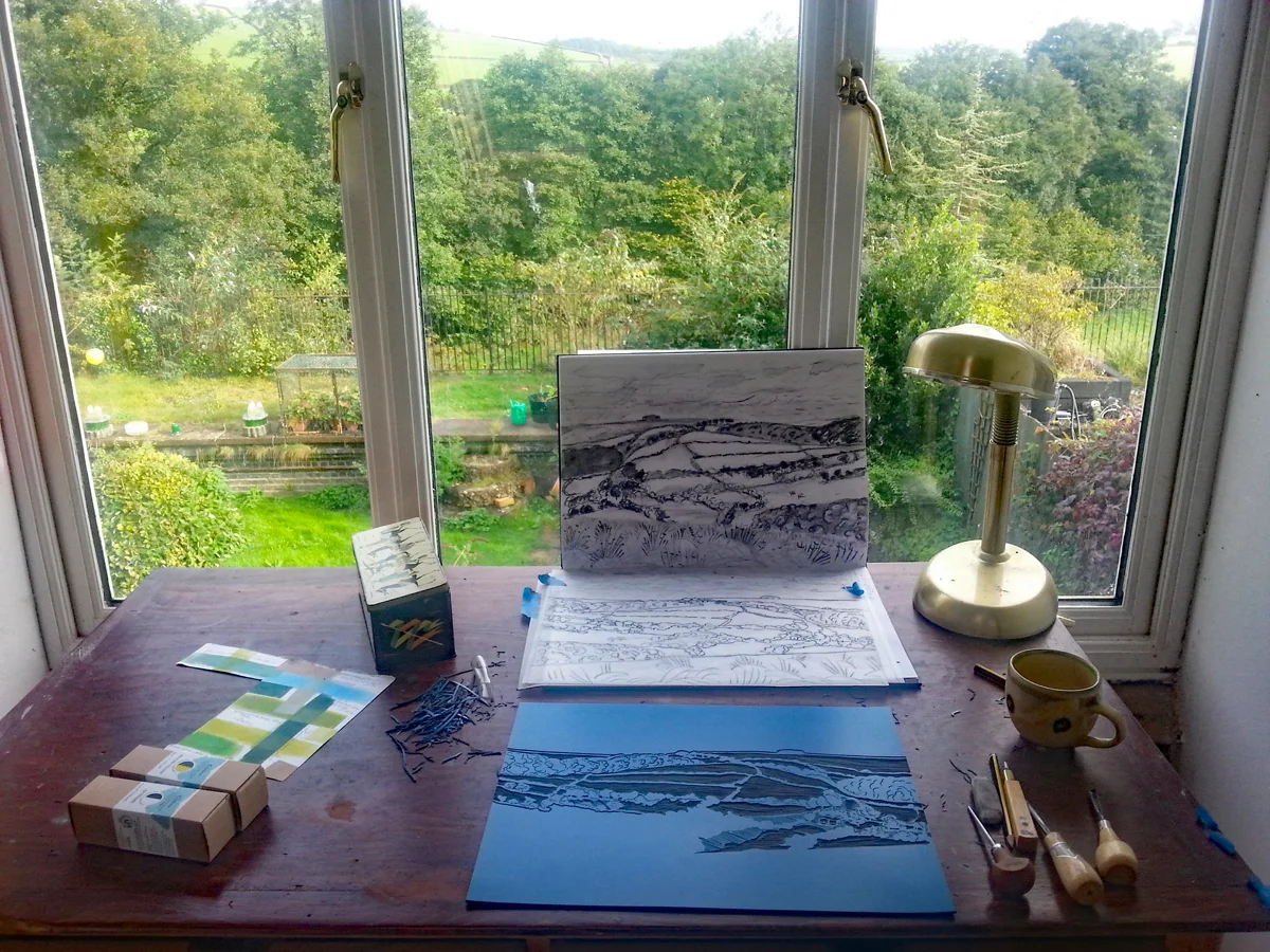 studio2small.jpg