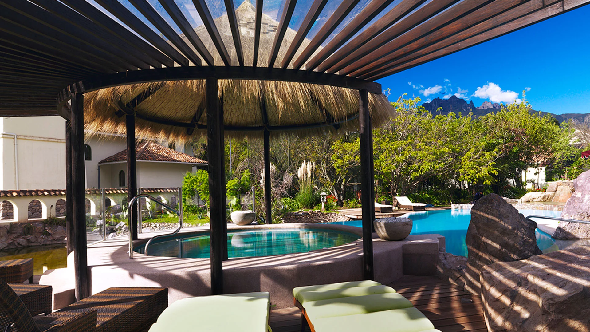 aranwa-hotel-and-wellness-3.jpg