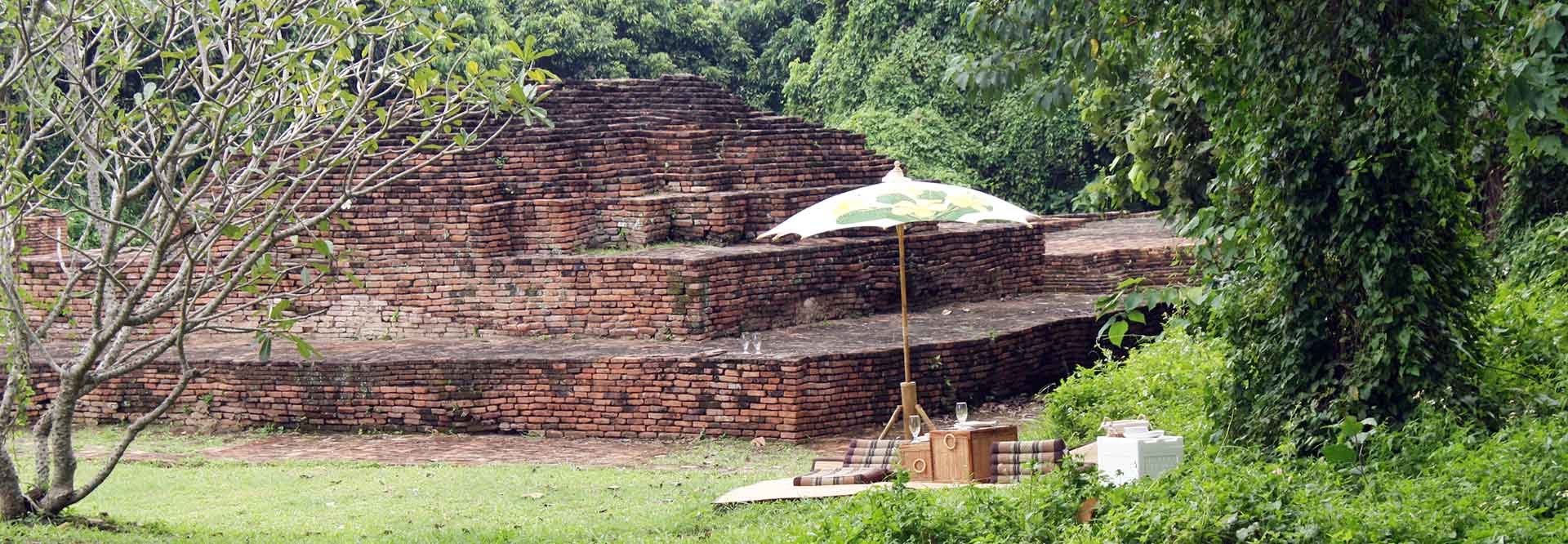 Picnic-in-Chiang-Mai-Thailand-1920x666px 2.jpg