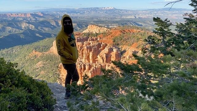 Here is to a rad weekend in #brycecanyon with @mckenzieivie_ and the family! #memorialdayweekend #utahcheck #beautahful #south #windy #canyon