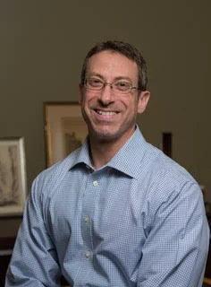 vincent headshot.jpg