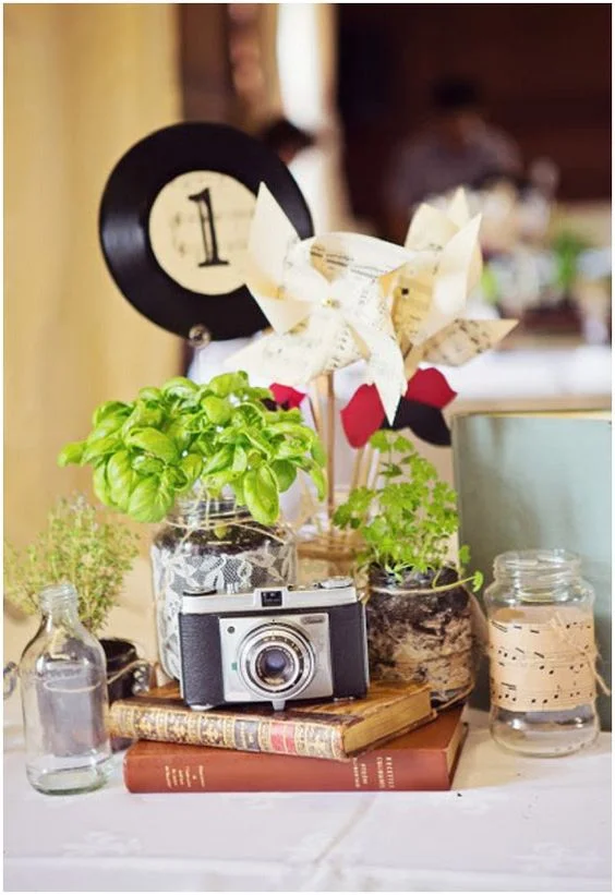 This image from French Wedding Style