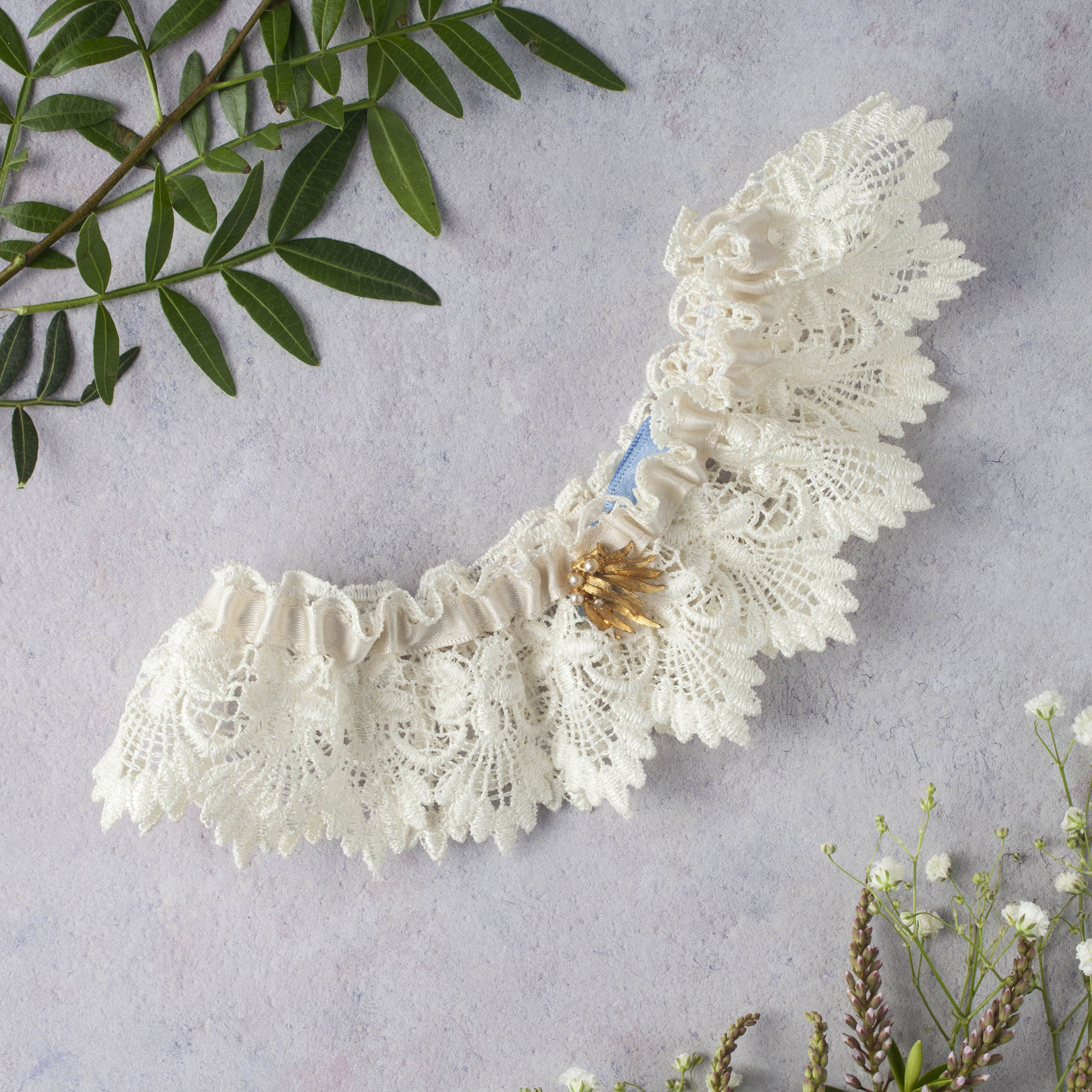 Vintage lace eco friendly wedding accessories