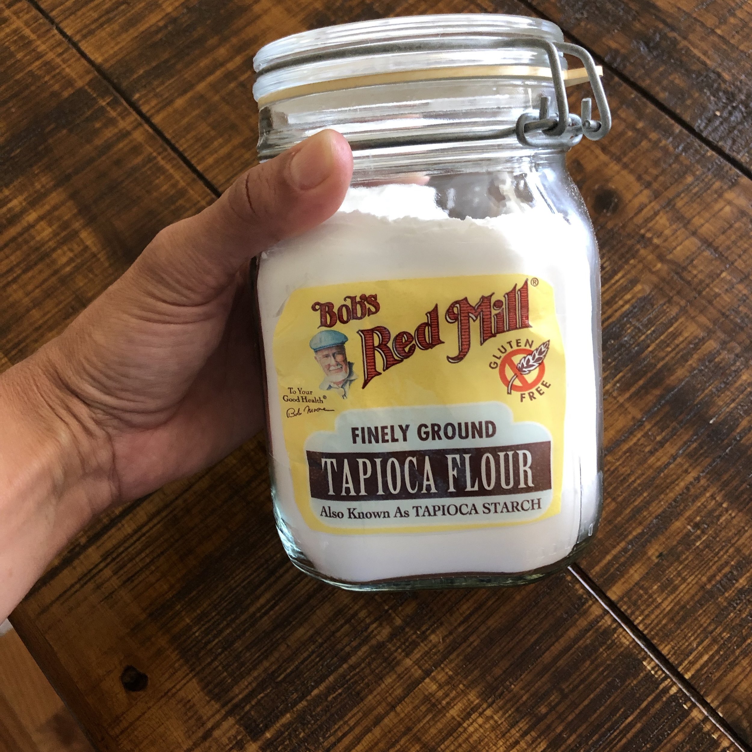  Tapioca flour, also sold as tapioca starch, is a plant-based gluten-free thickener and stabilizer. 