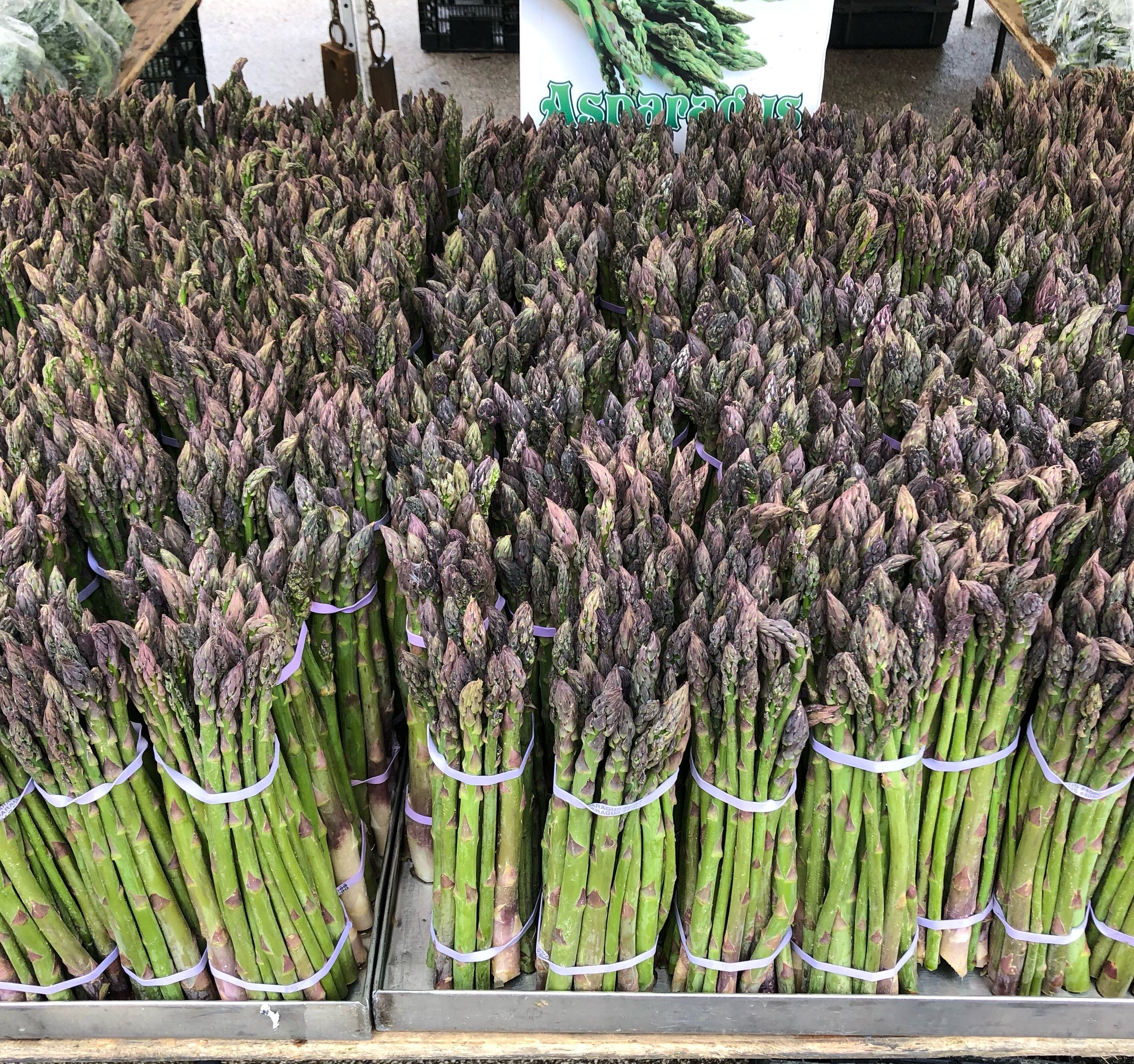 asparagus at farmers market.jpeg