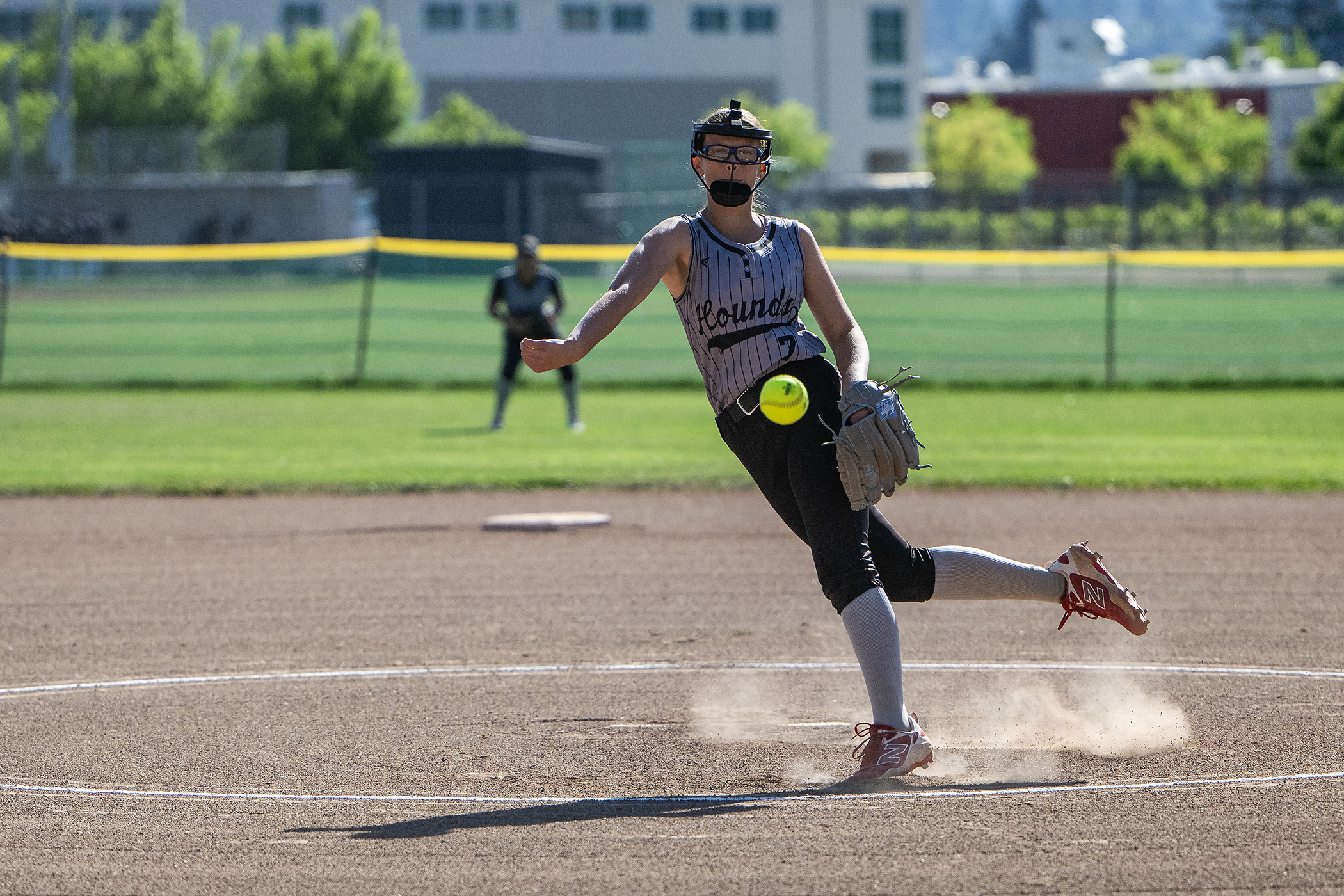 HHS v Ukiah Softball 00071 4 7 26.png
