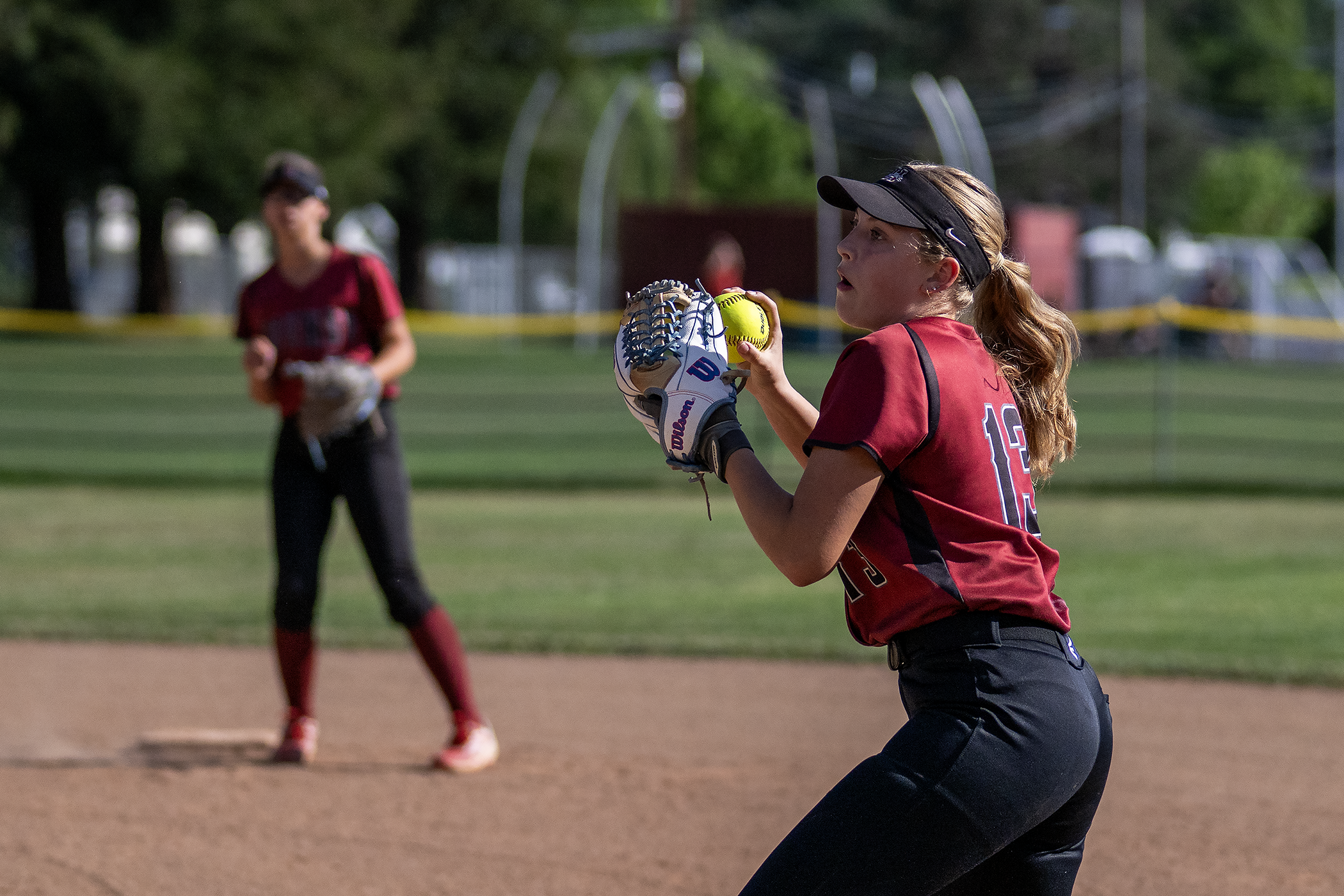 HHS v EA Softball 00360 4 9 26.png