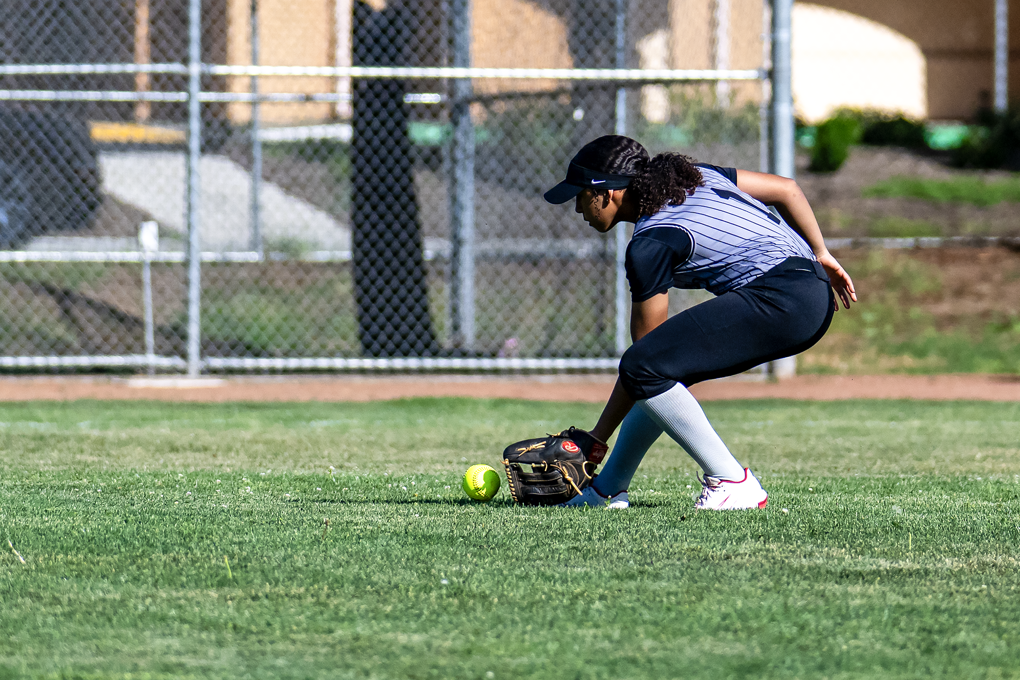 HHS v Ukiah Softball 00379 4 7 26.png